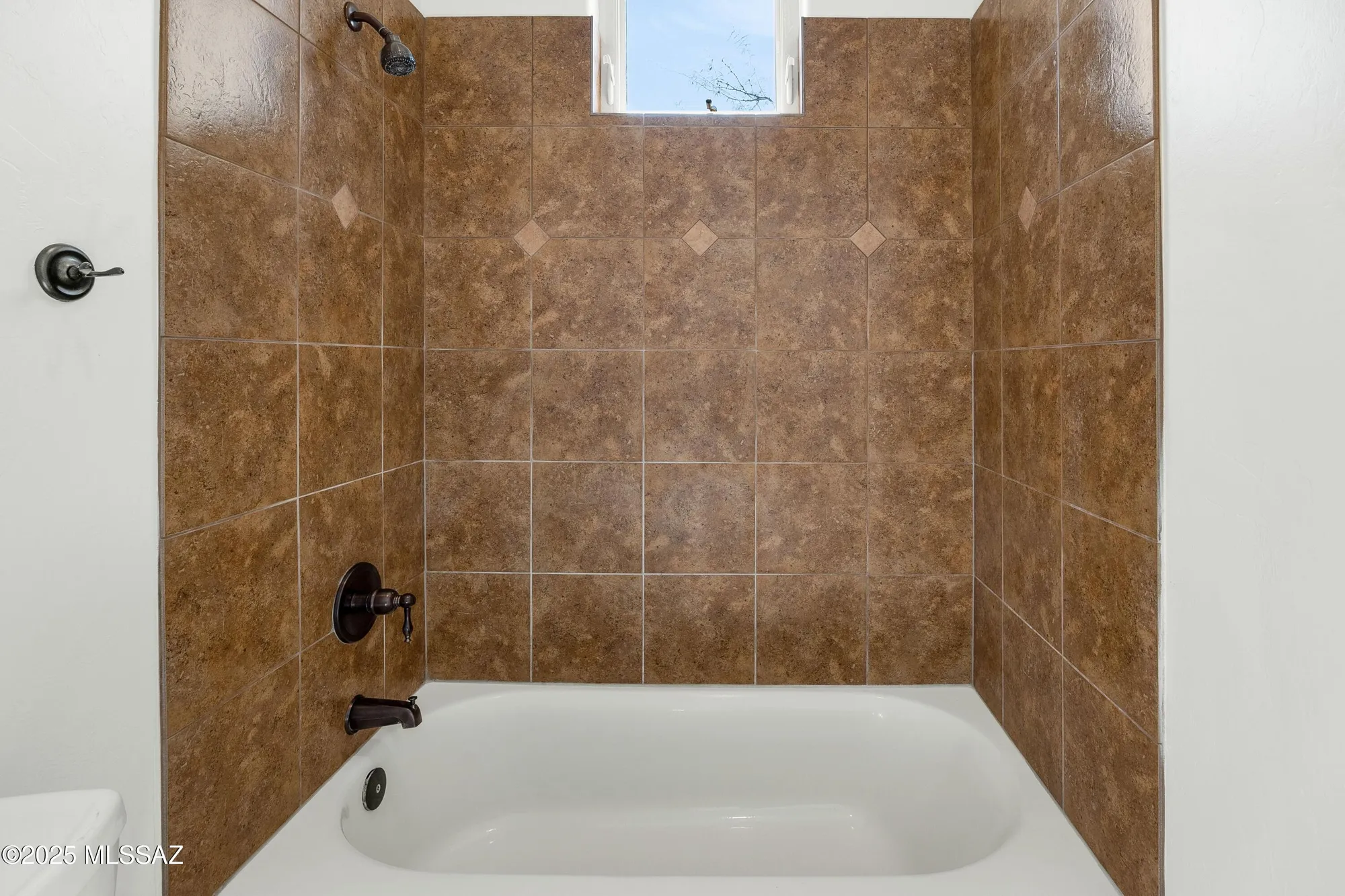 Property Slideshow image 29 of 34 | 1120 s kent spring pl, Green Valley, AZ, 85614