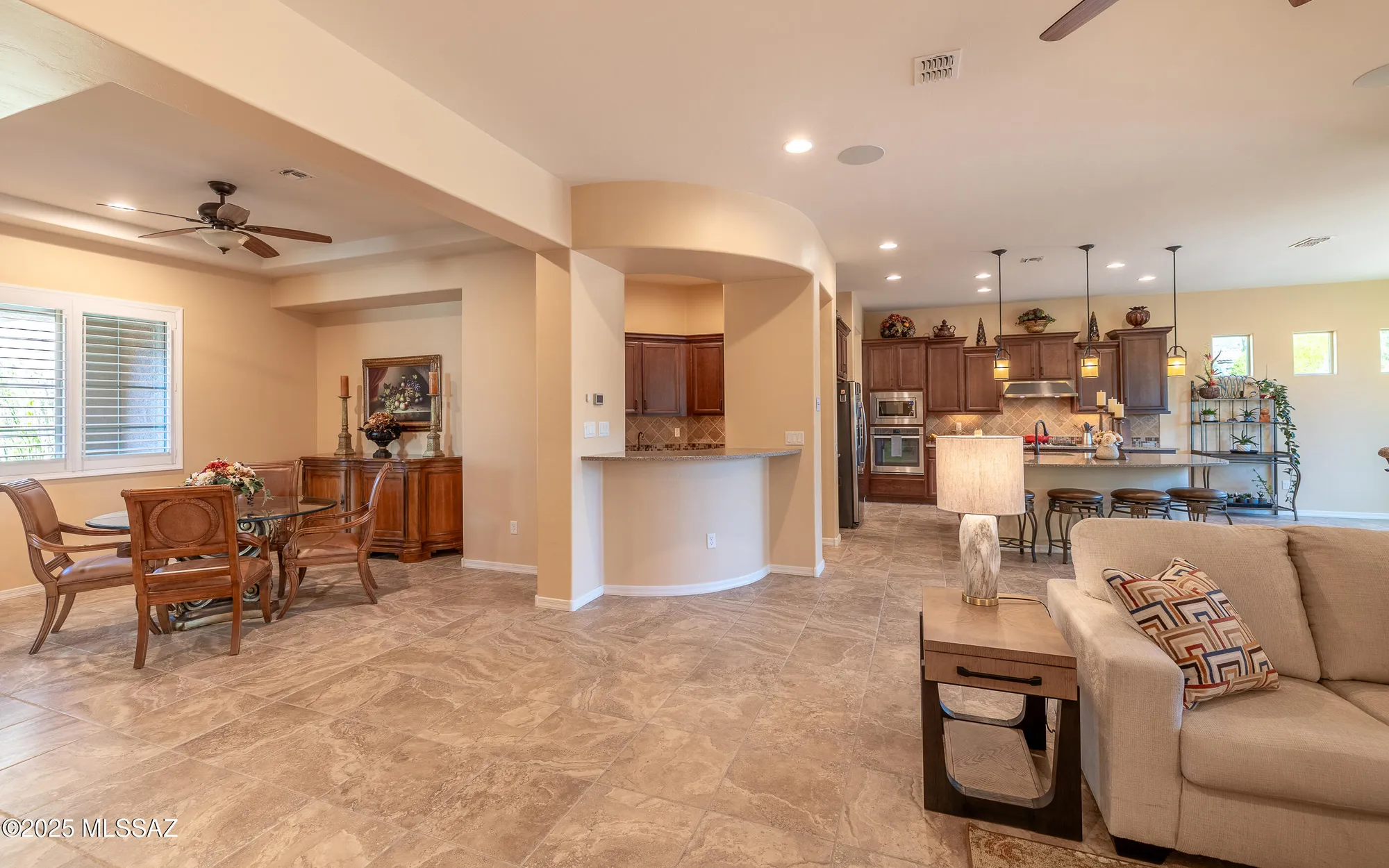 Property Slideshow image 5 of 46 | 14242 n bright angel trl, Marana, AZ, 85658