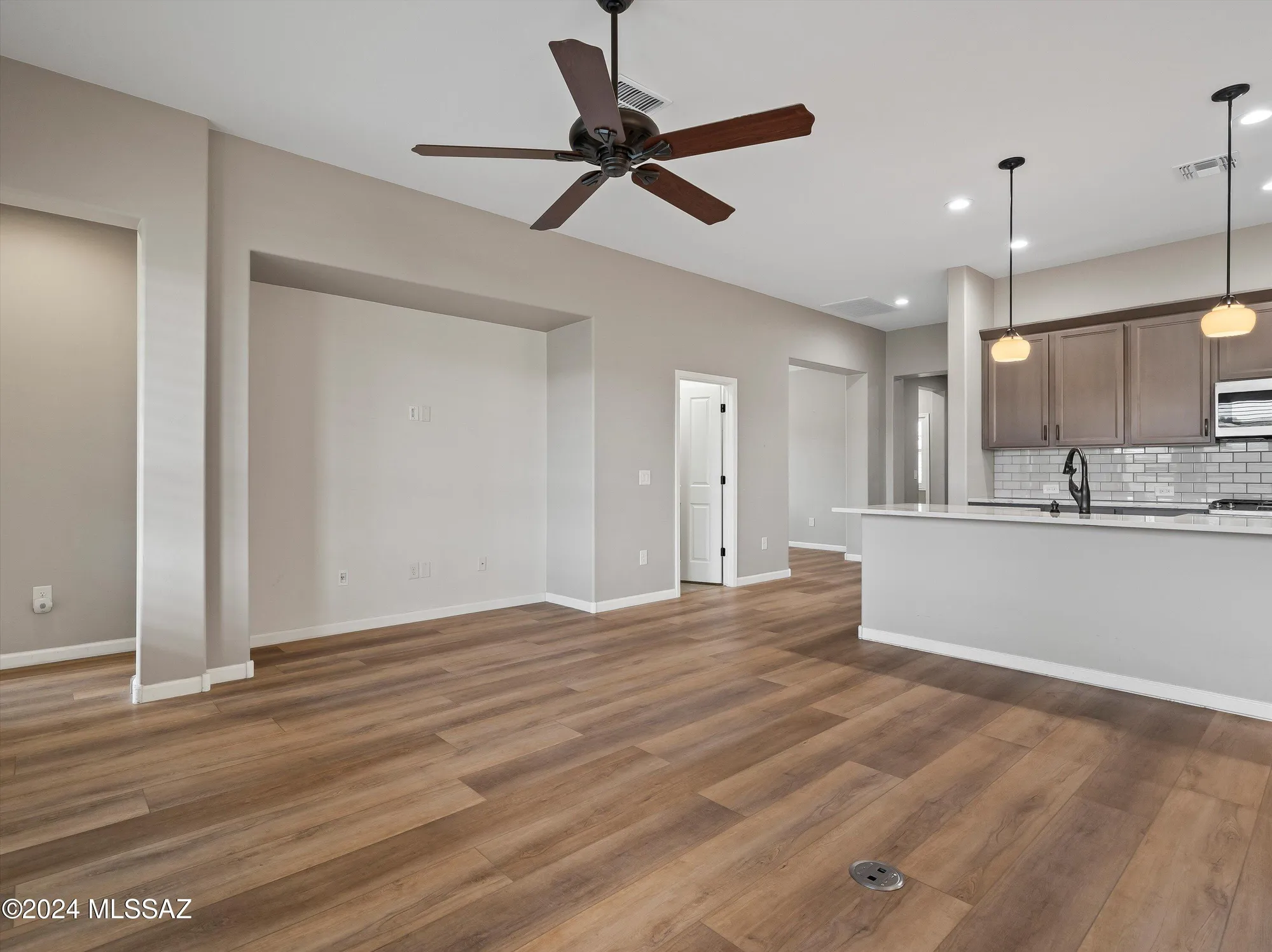Property Slideshow image 9 of 36 | 39474 s summerwood dr, Saddlebrooke, AZ, 85739