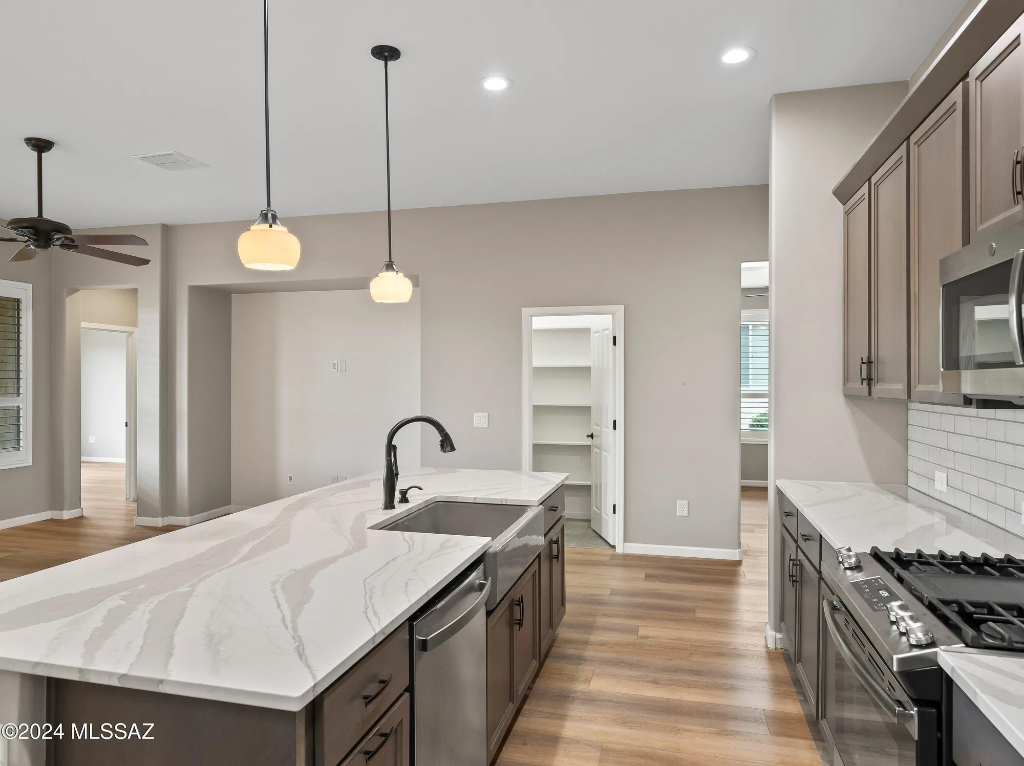 Property Slideshow image 10 of 36 | 39474 s summerwood dr, Saddlebrooke, AZ, 85739