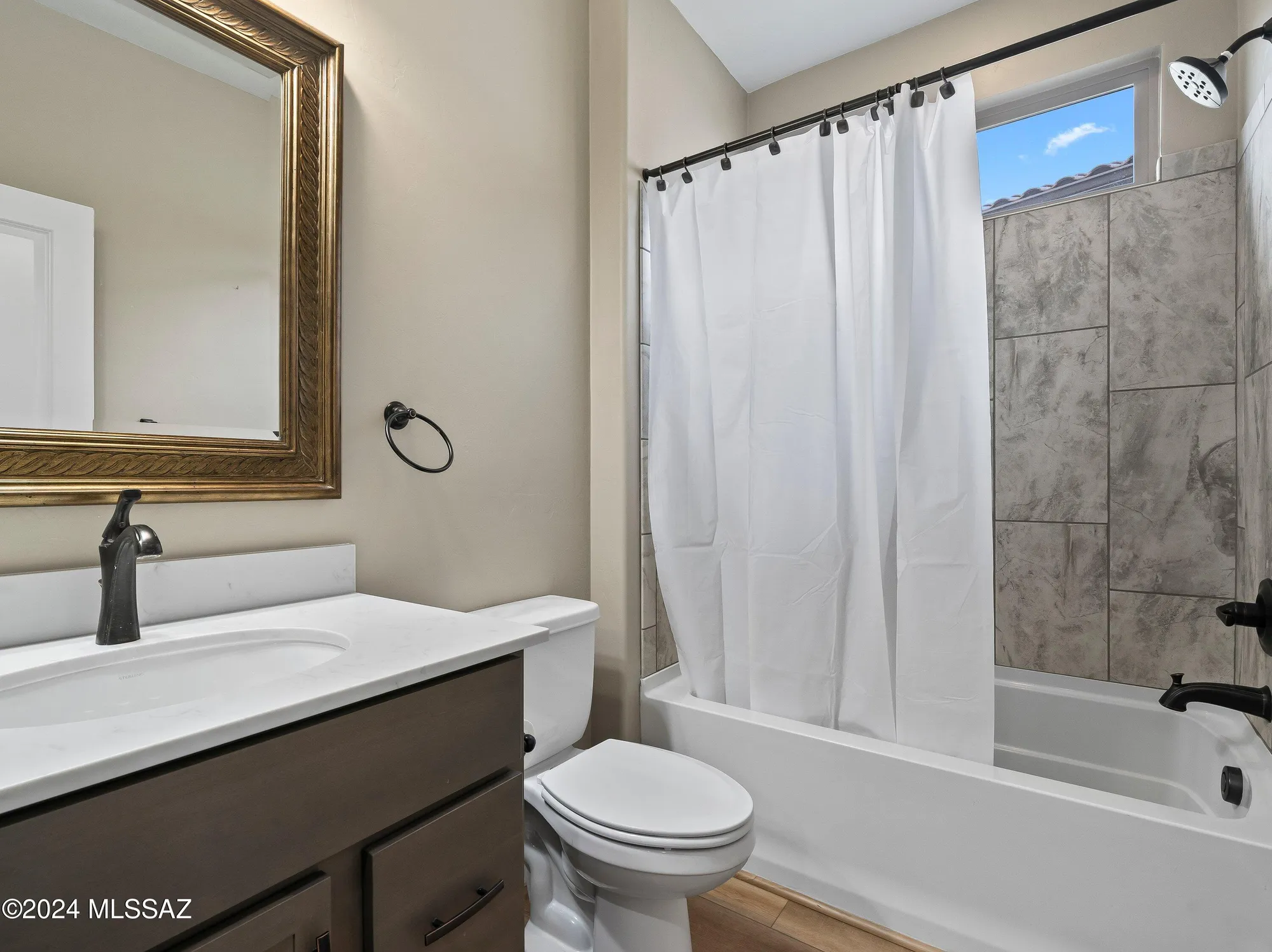 Property Slideshow image 24 of 36 | 39474 s summerwood dr, Saddlebrooke, AZ, 85739