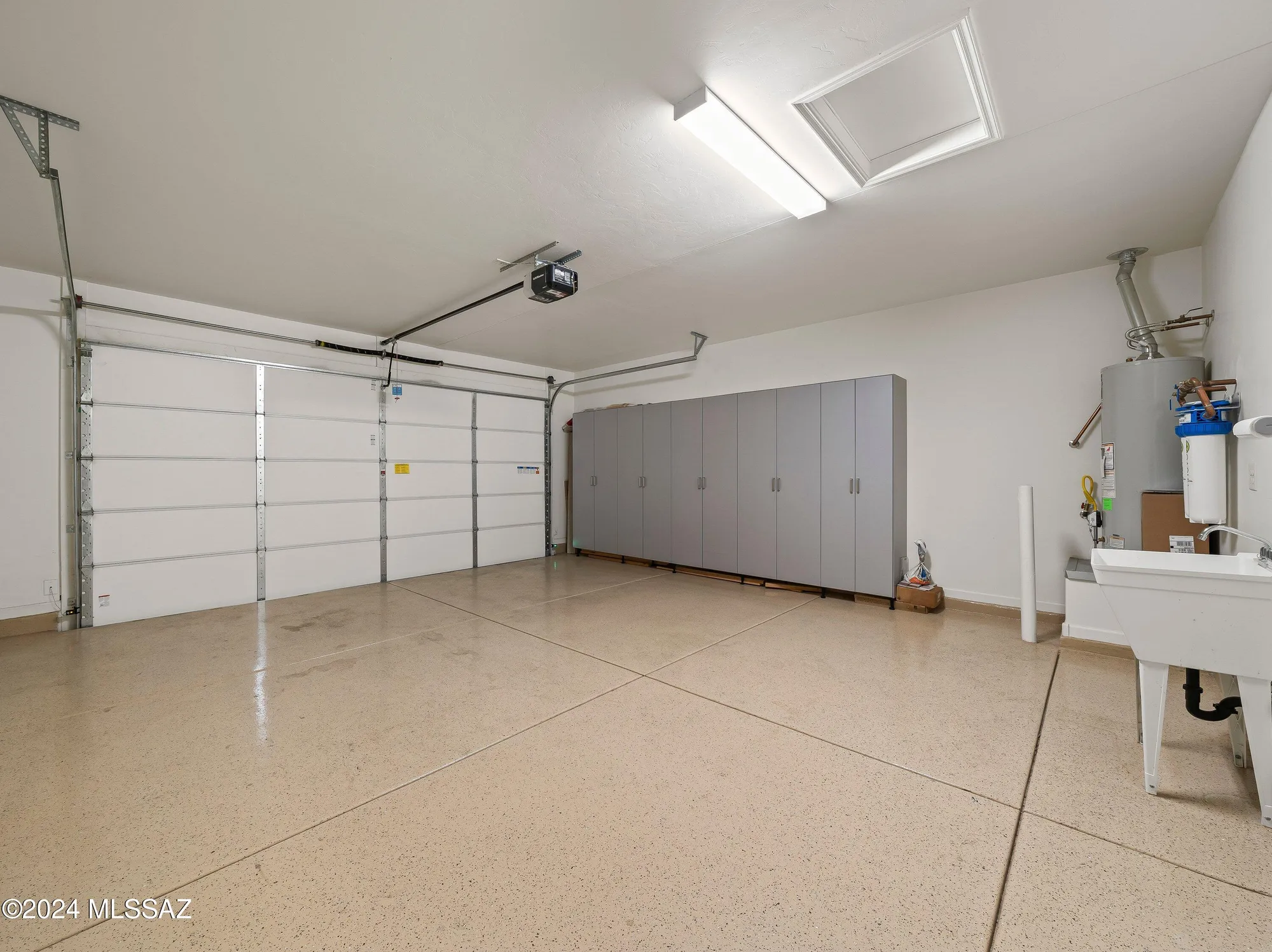 Property Slideshow image 27 of 36 | 39474 s summerwood dr, Saddlebrooke, AZ, 85739