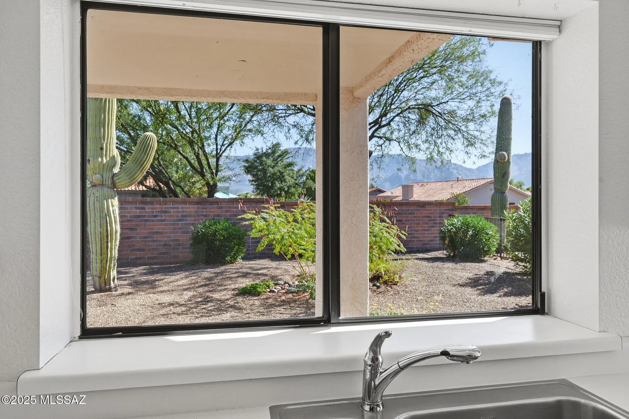 Property Slideshow image 5 of 38 | 14380 n coyote canyon ln, Oro Valley, AZ, 85755