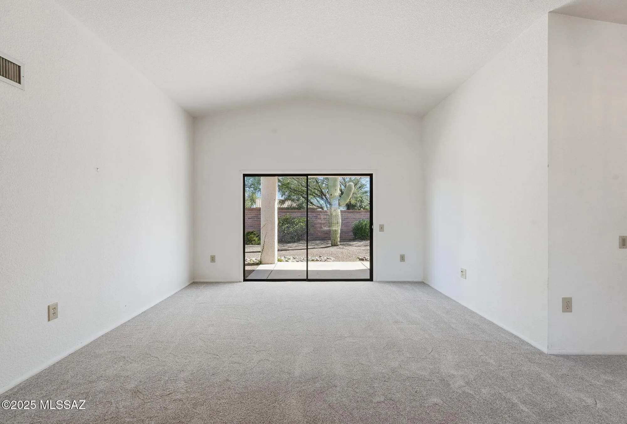 Property Slideshow image 15 of 38 | 14380 n coyote canyon ln, Oro Valley, AZ, 85755