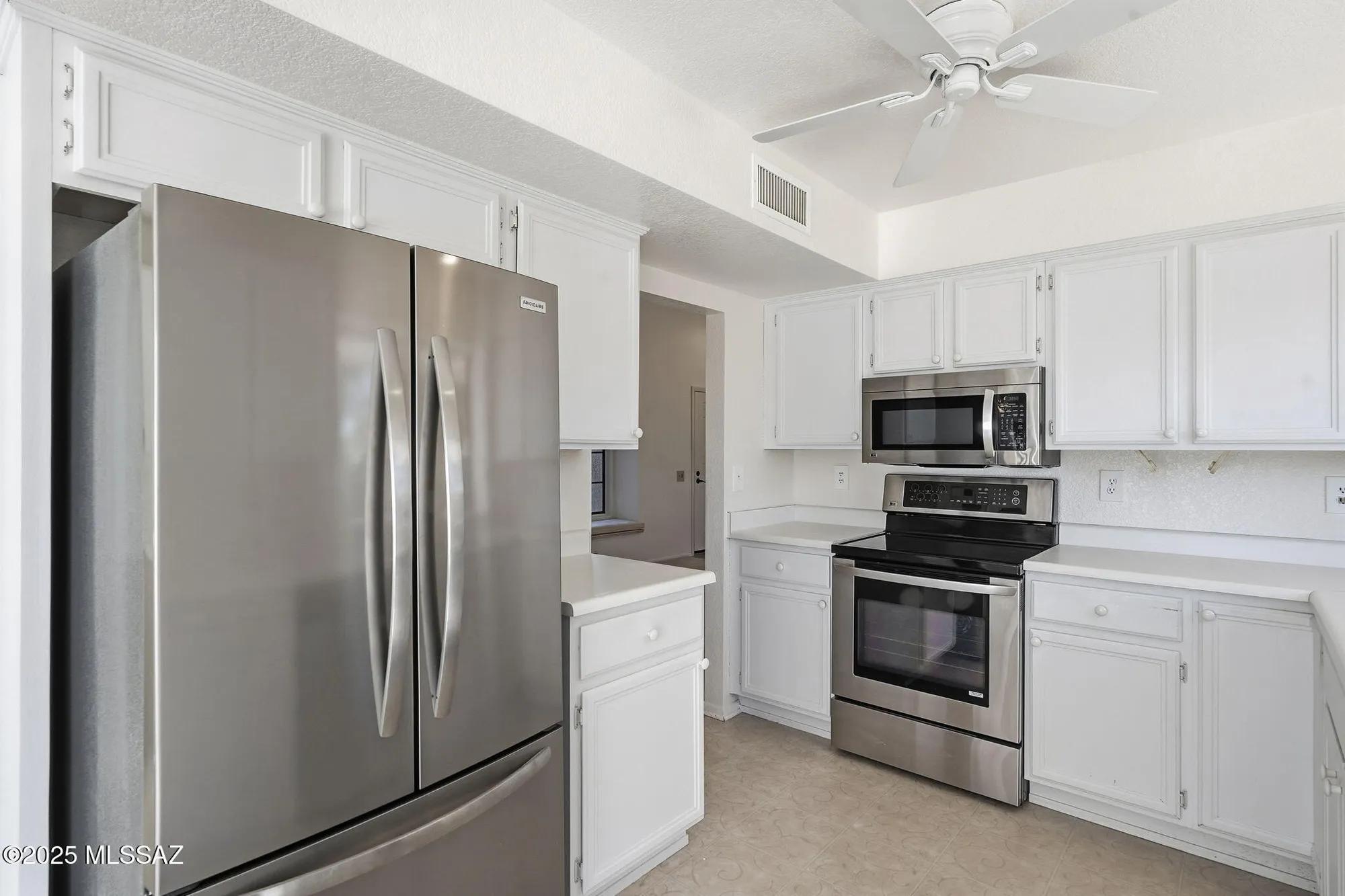 Property Slideshow image 10 of 38 | 14380 n coyote canyon ln, Oro Valley, AZ, 85755