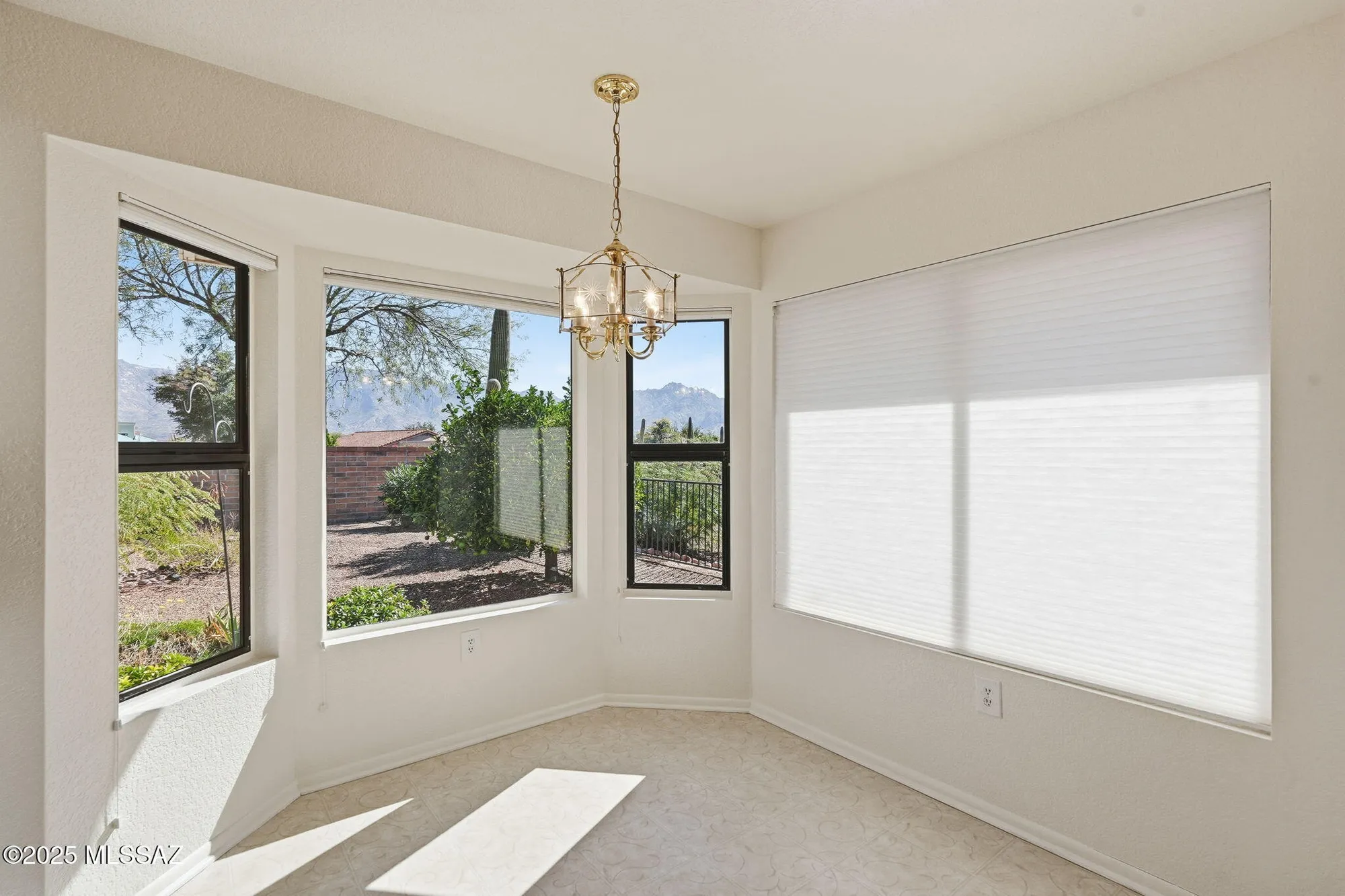 Property Slideshow image 7 of 38 | 14380 n coyote canyon ln, Oro Valley, AZ, 85755