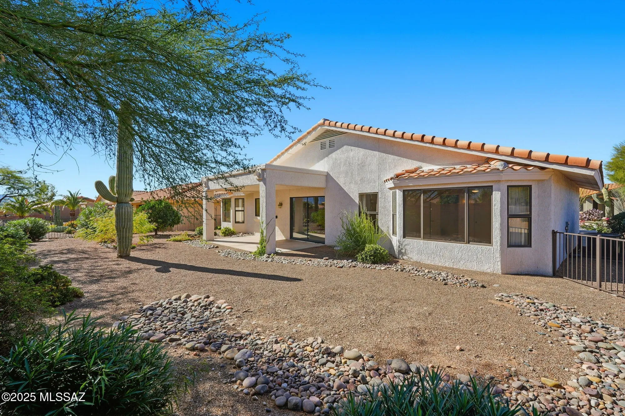 Property Slideshow image 3 of 38 | 14380 n coyote canyon ln, Oro Valley, AZ, 85755