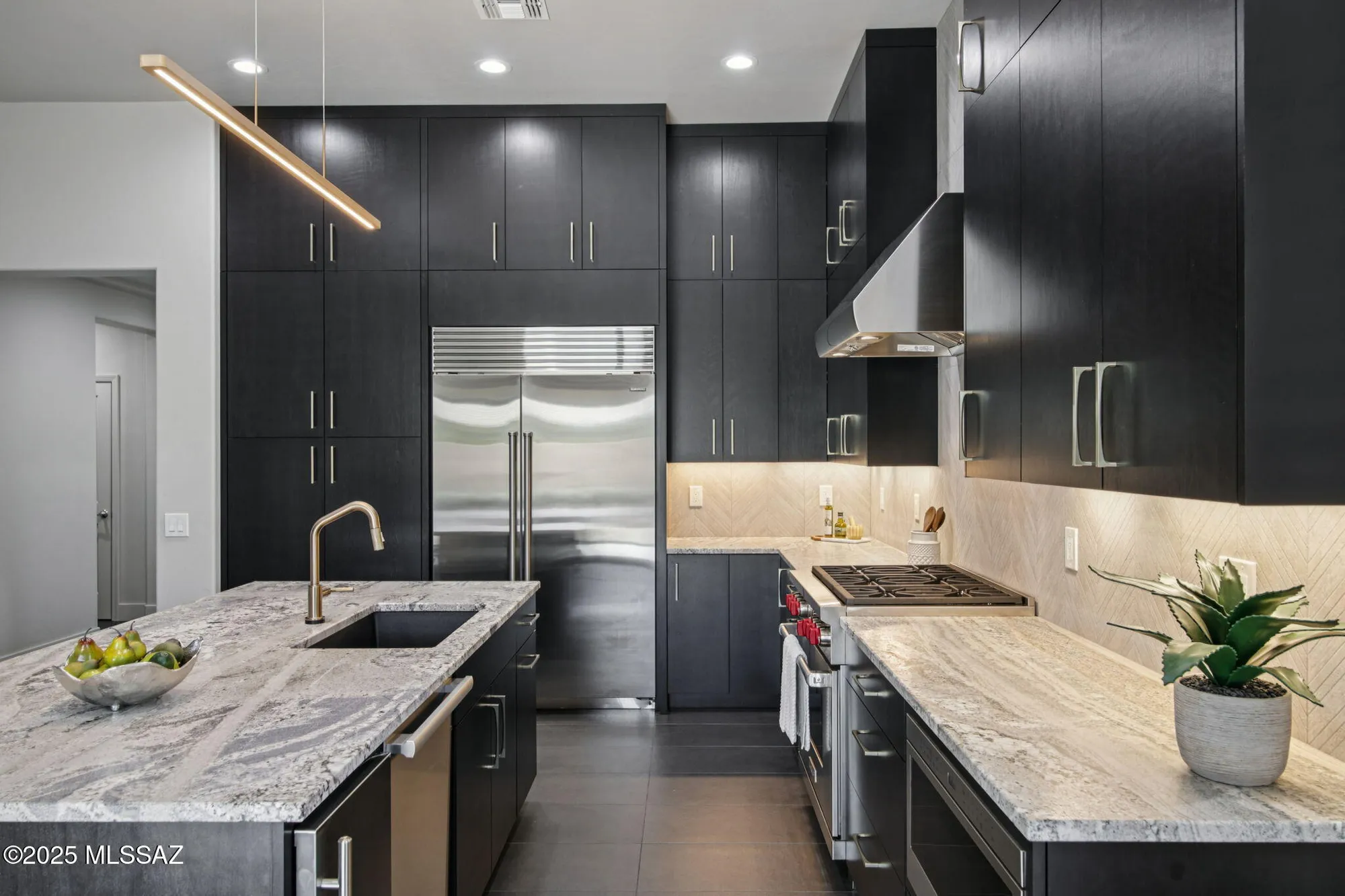 Property Slideshow image 12 of 39 | 60047 e arroyo vista dr, Oracle, AZ, 85623