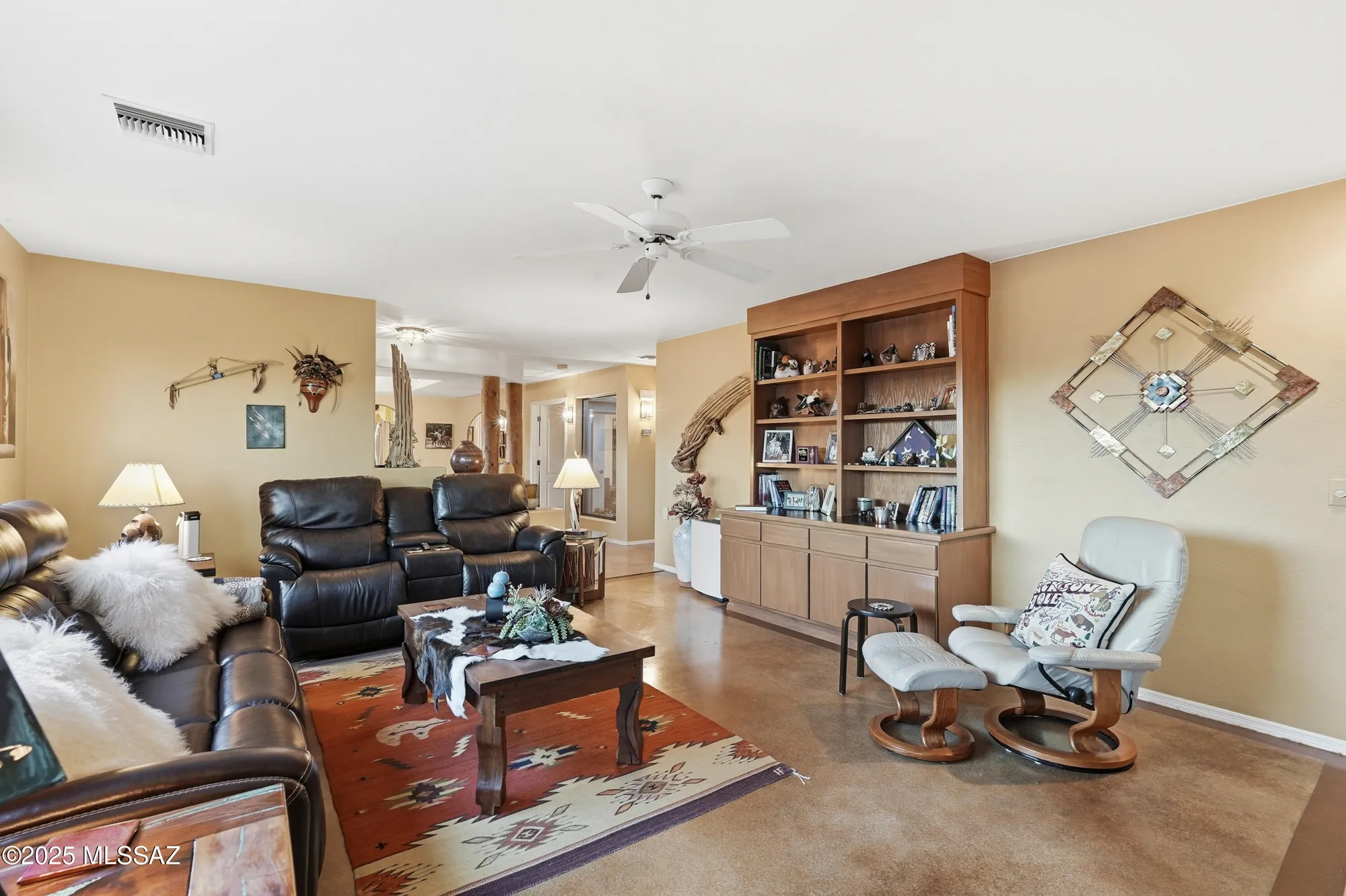 Property Slideshow image 12 of 38 | 425 e paseo chuparosas, Green Valley, AZ, 85614