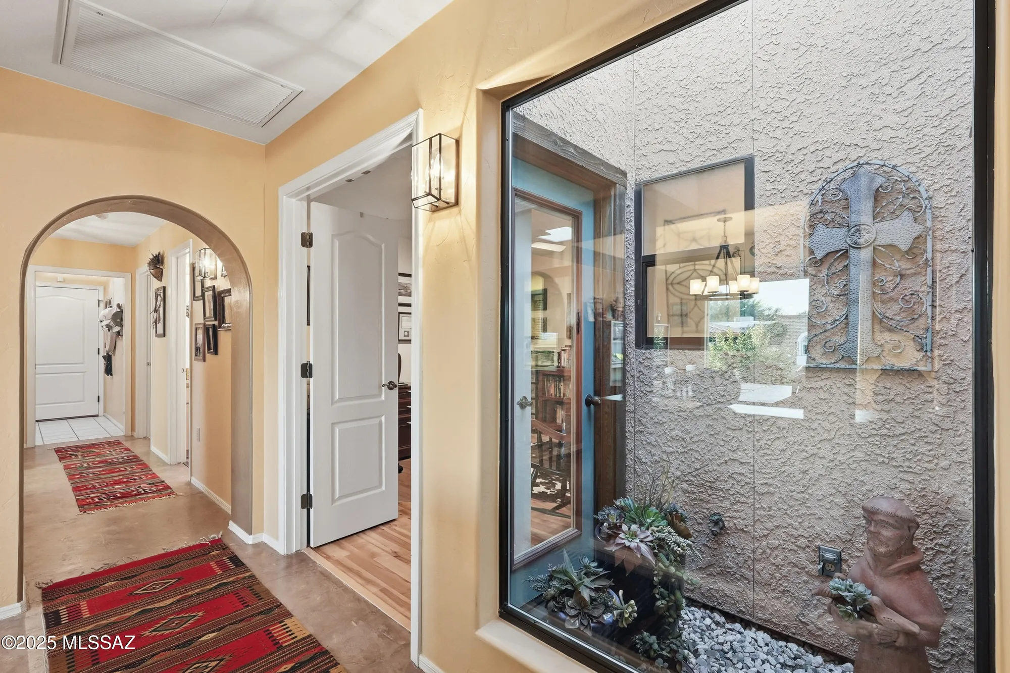 Property Slideshow image 7 of 38 | 425 e paseo chuparosas, Green Valley, AZ, 85614