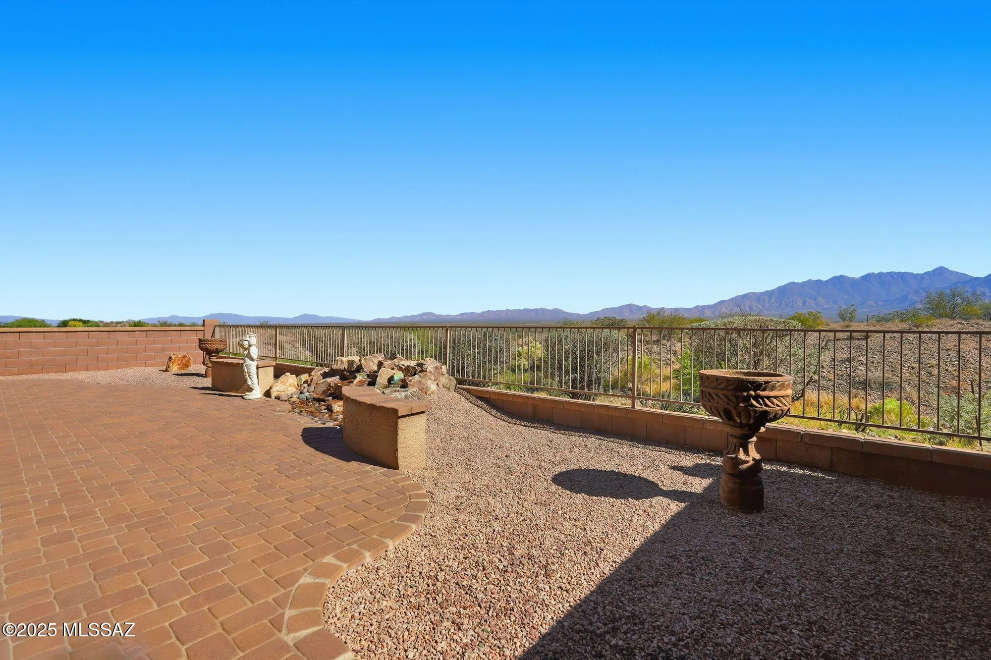 Property Slideshow image 33 of 43 | 5901 s painted canyon dr, Green Valley, AZ, 85622