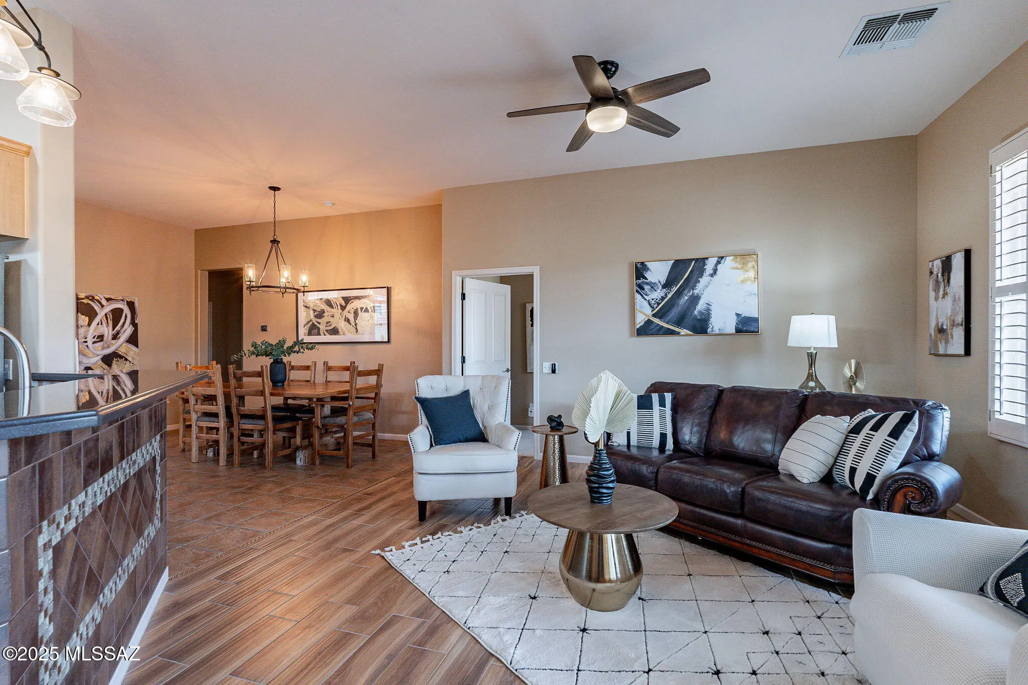 Property Slideshow image 16 of 50 | 13634 n holly grape dr, Marana, AZ, 85658