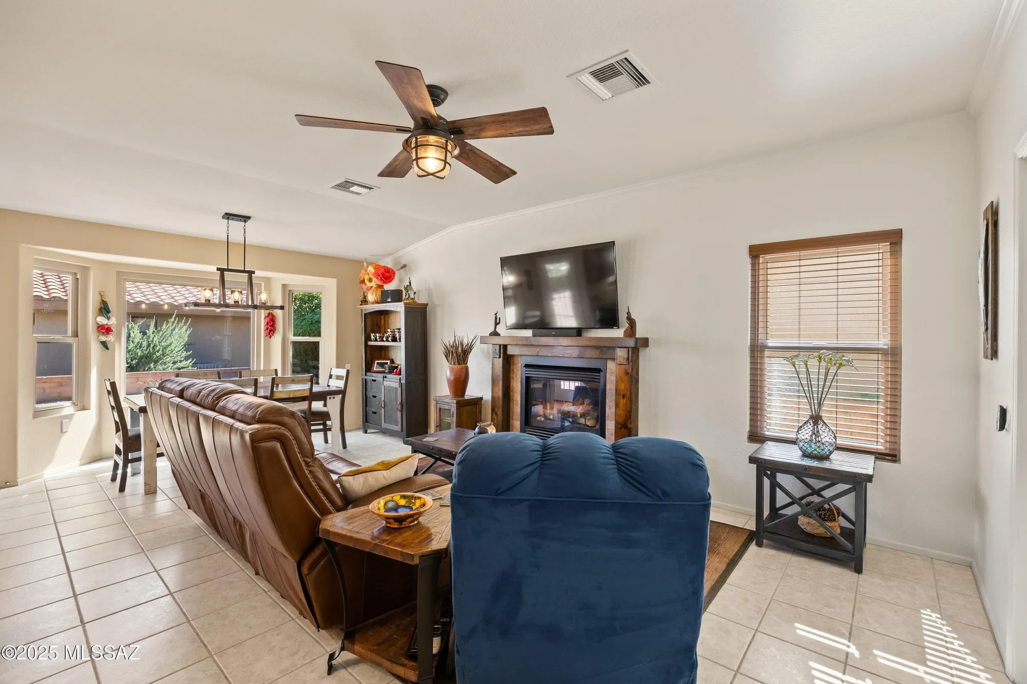 Property Slideshow image 15 of 38 | 14536 n rock springs ln, Oro Valley, AZ, 85755