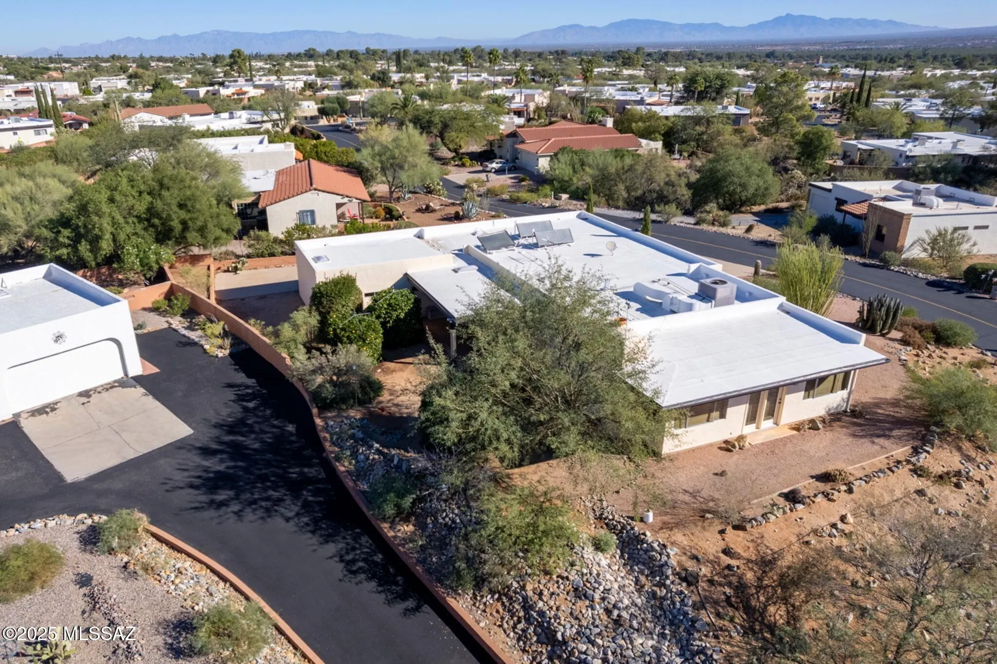 Property Slideshow image 45 of 50 | 959 s las lomas cir, Green Valley, AZ, 85614