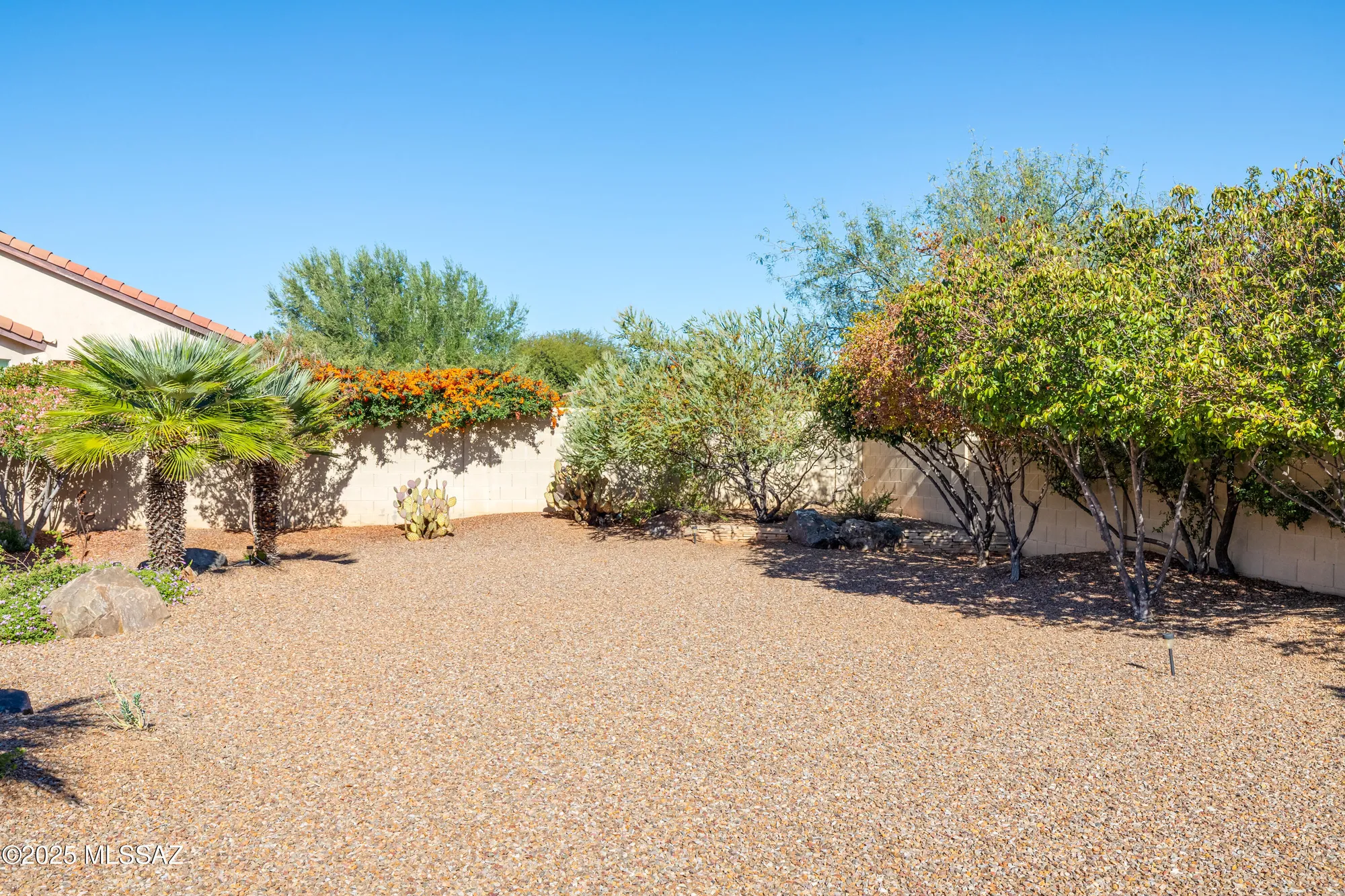Property Slideshow image 23 of 27 | 39939 s sand crest dr, Saddlebrooke, AZ, 85739