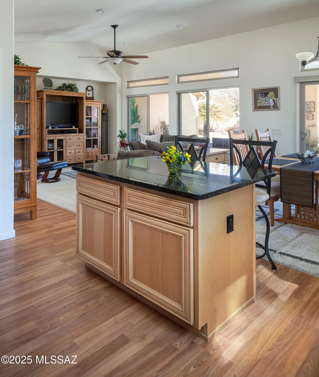 Property Slideshow image 10 of 27 | 39939 s sand crest dr, Saddlebrooke, AZ, 85739