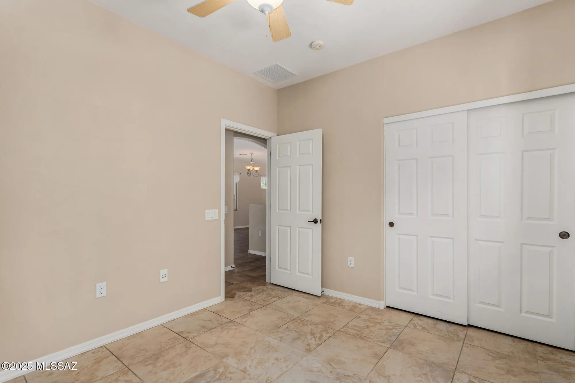 Property Slideshow image 22 of 48 | 299 w calle del estribo, Sahuarita, AZ, 85629