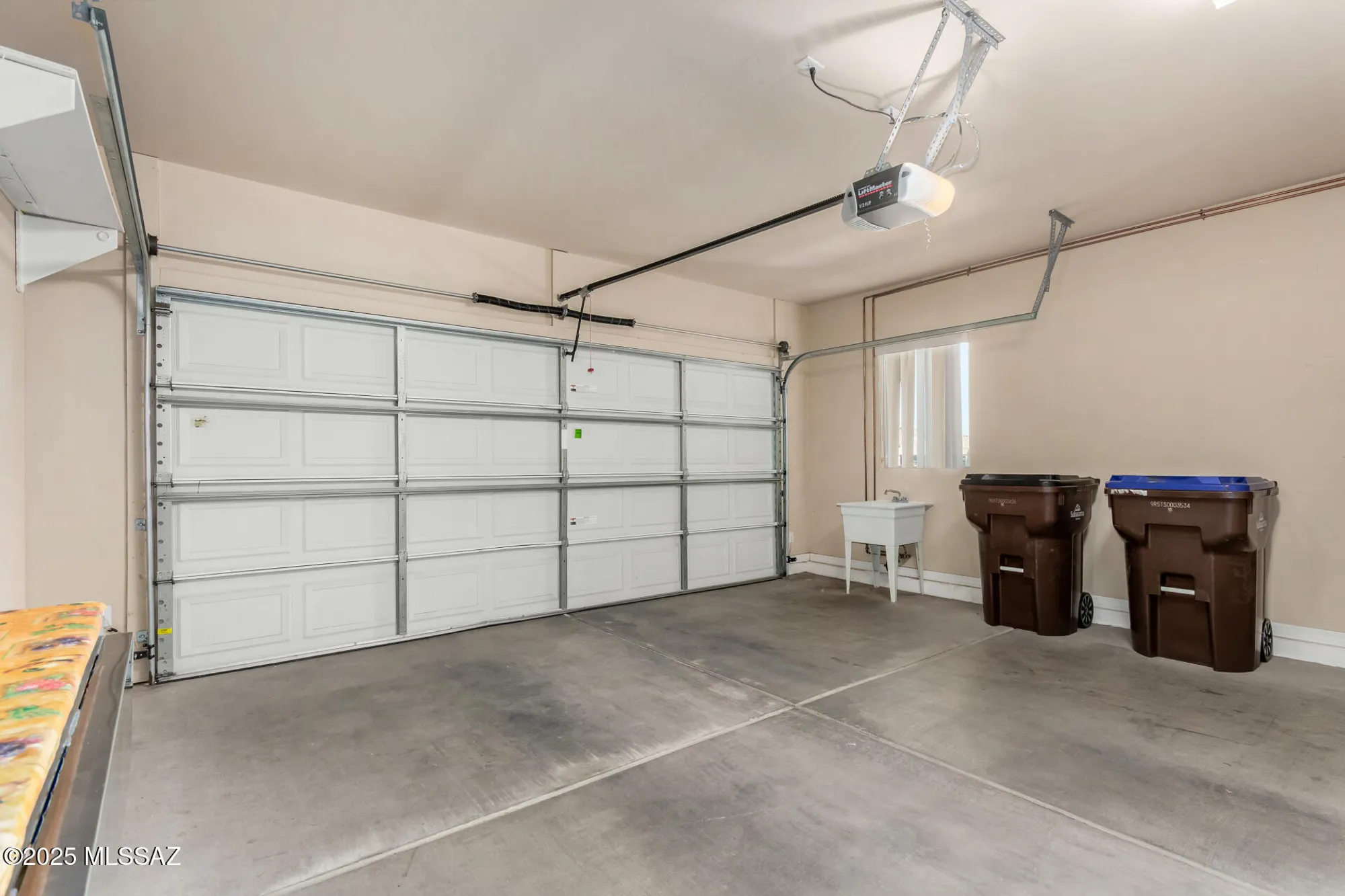 Property Slideshow image 25 of 48 | 299 w calle del estribo, Sahuarita, AZ, 85629