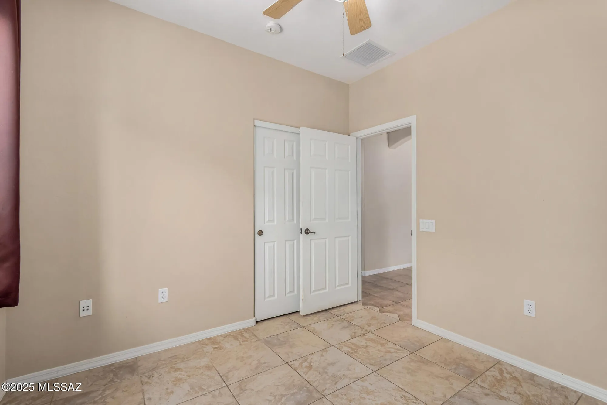 Property Slideshow image 19 of 48 | 299 w calle del estribo, Sahuarita, AZ, 85629