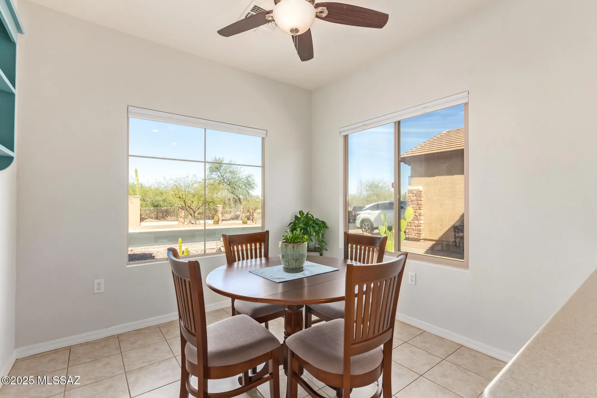 Property Slideshow image 9 of 46 | 479 w calle moncayo, Sahuarita, AZ, 85629