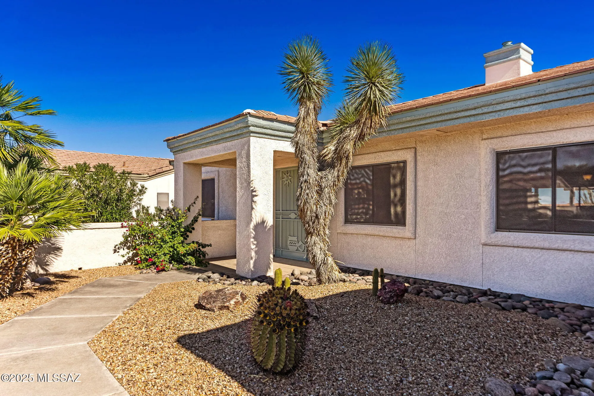 Property Slideshow image 4 of 37 | 290 n via del ciruelo, Green Valley, AZ, 85614