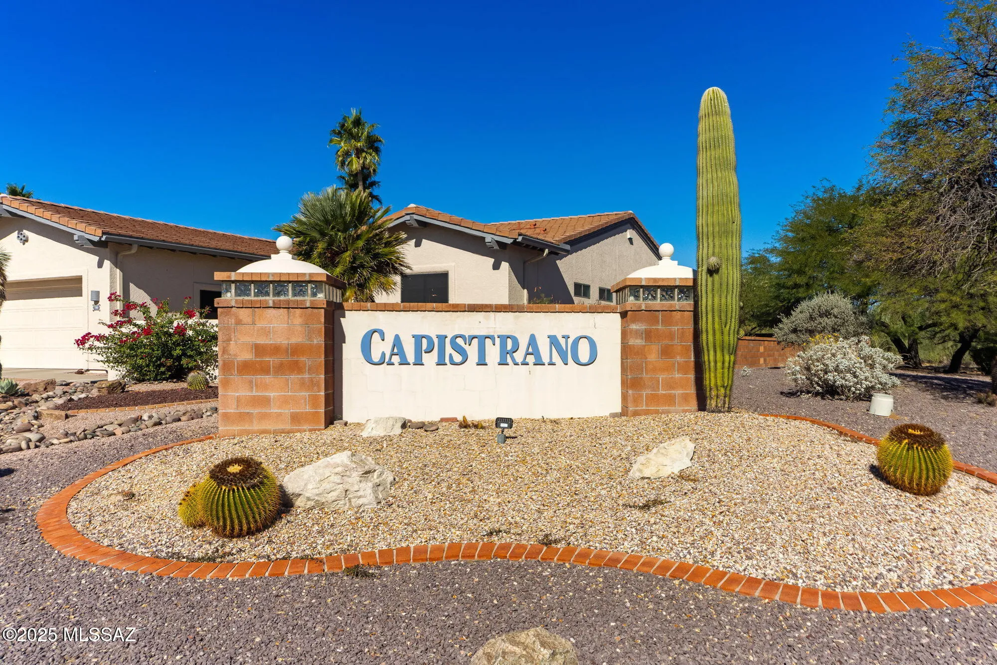 Property Slideshow image 3 of 37 | 290 n via del ciruelo, Green Valley, AZ, 85614