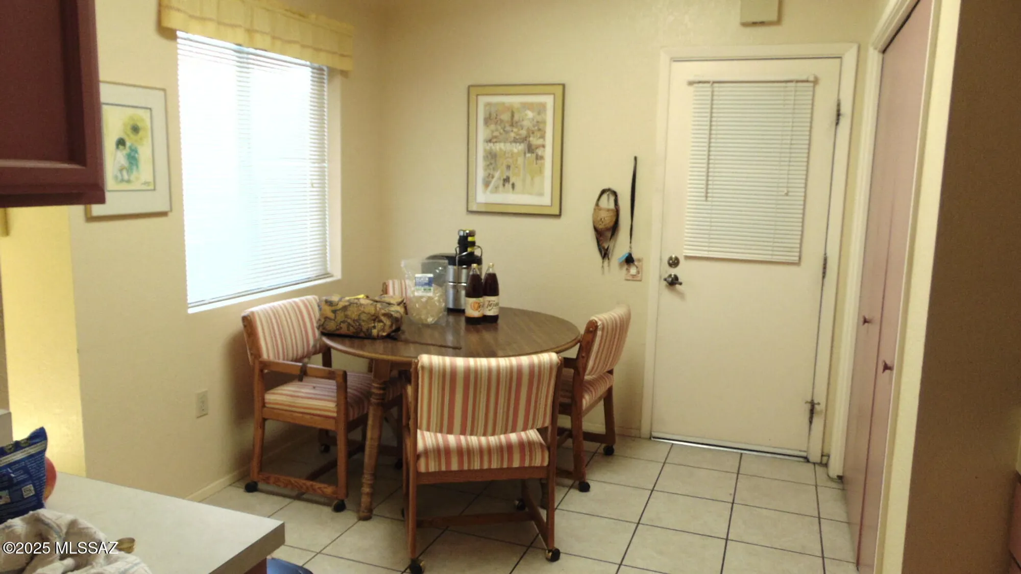 Property Slideshow image 2 of 15 | 315 e paseo azul, Green Valley, AZ, 85614