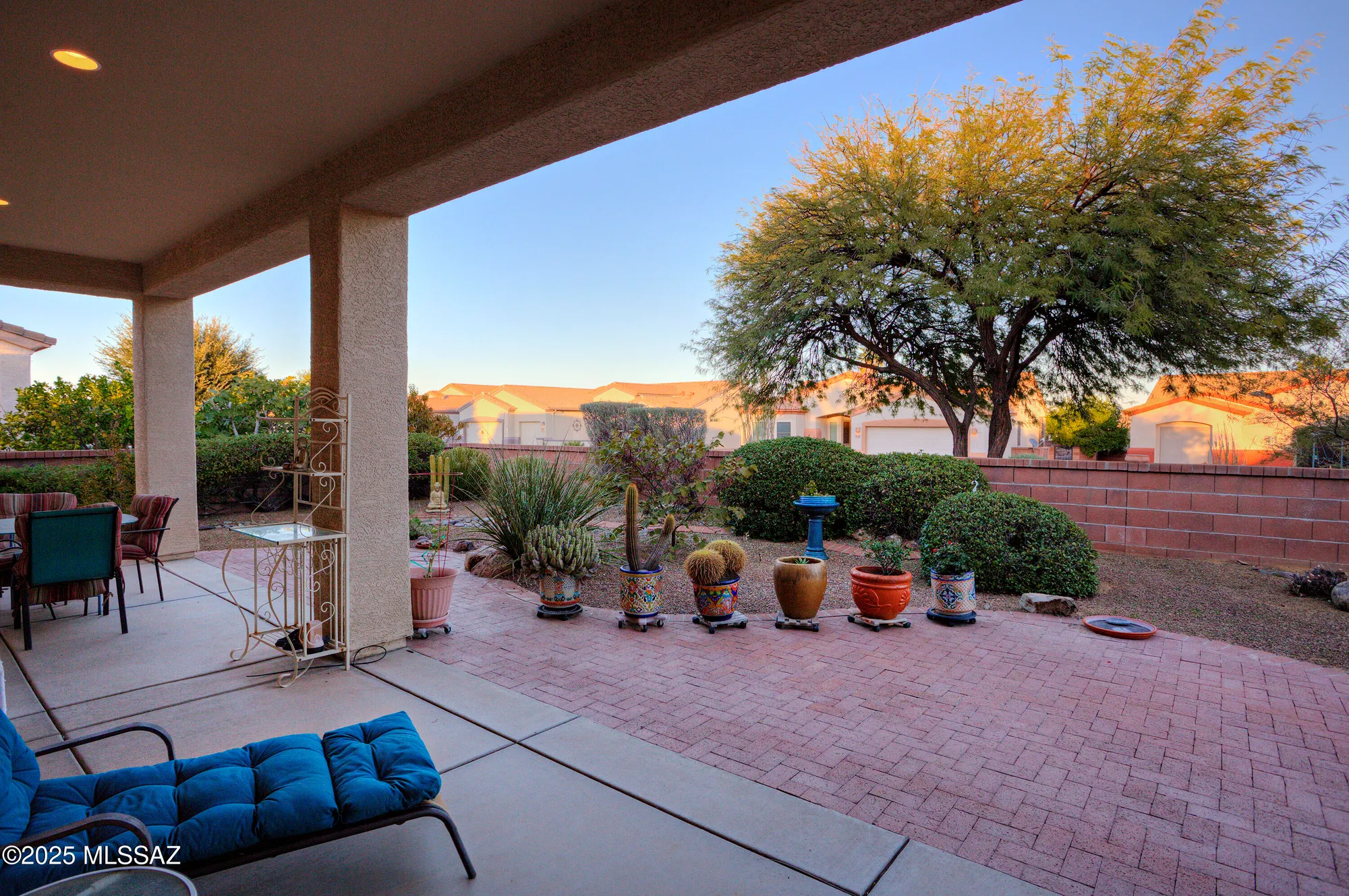Property Slideshow image 23 of 34 | 56 n cape royal dr, Green Valley, AZ, 85614