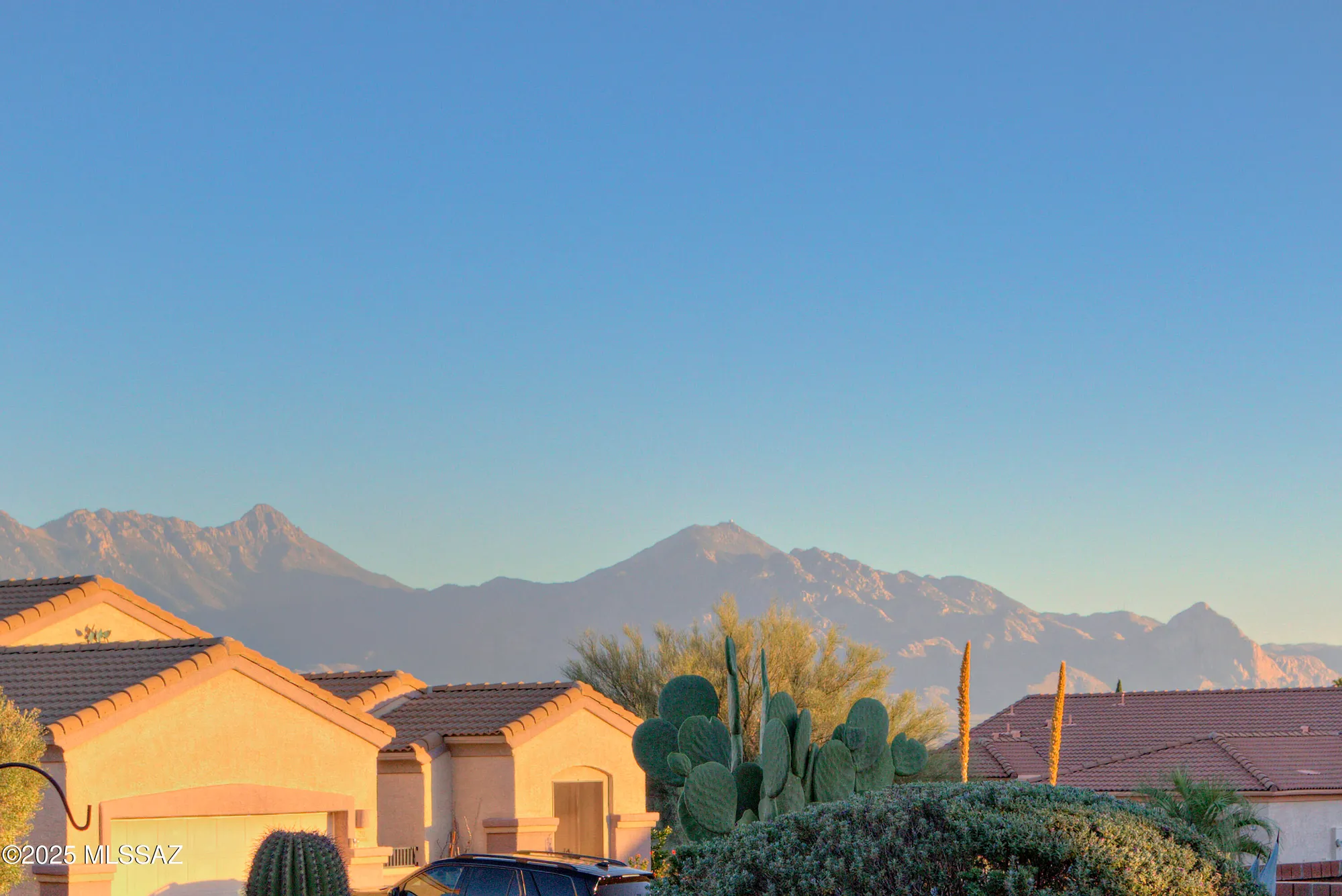 Property Slideshow image 4 of 34 | 56 n cape royal dr, Green Valley, AZ, 85614