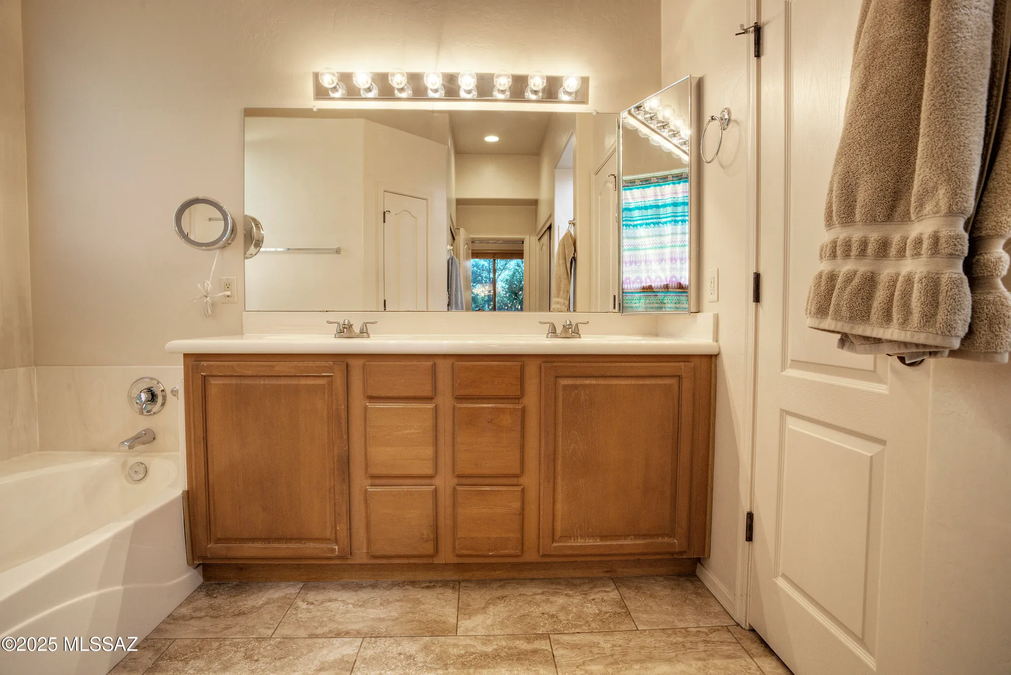 Property Slideshow image 14 of 34 | 56 n cape royal dr, Green Valley, AZ, 85614
