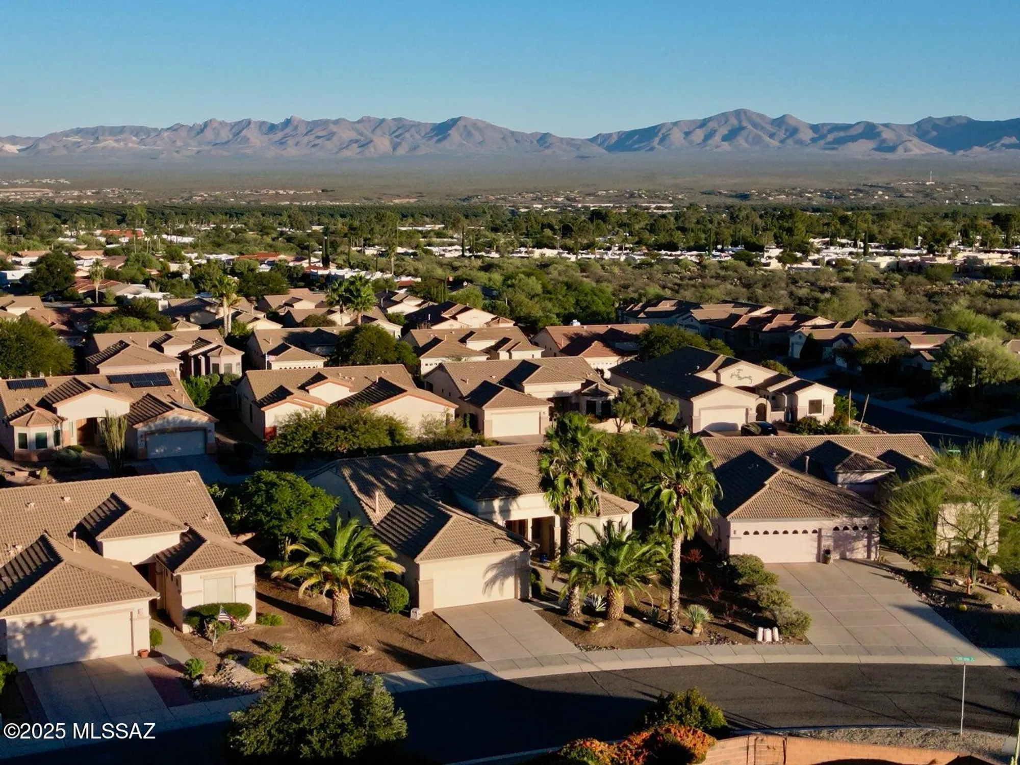 Property Slideshow image 32 of 34 | 56 n cape royal dr, Green Valley, AZ, 85614