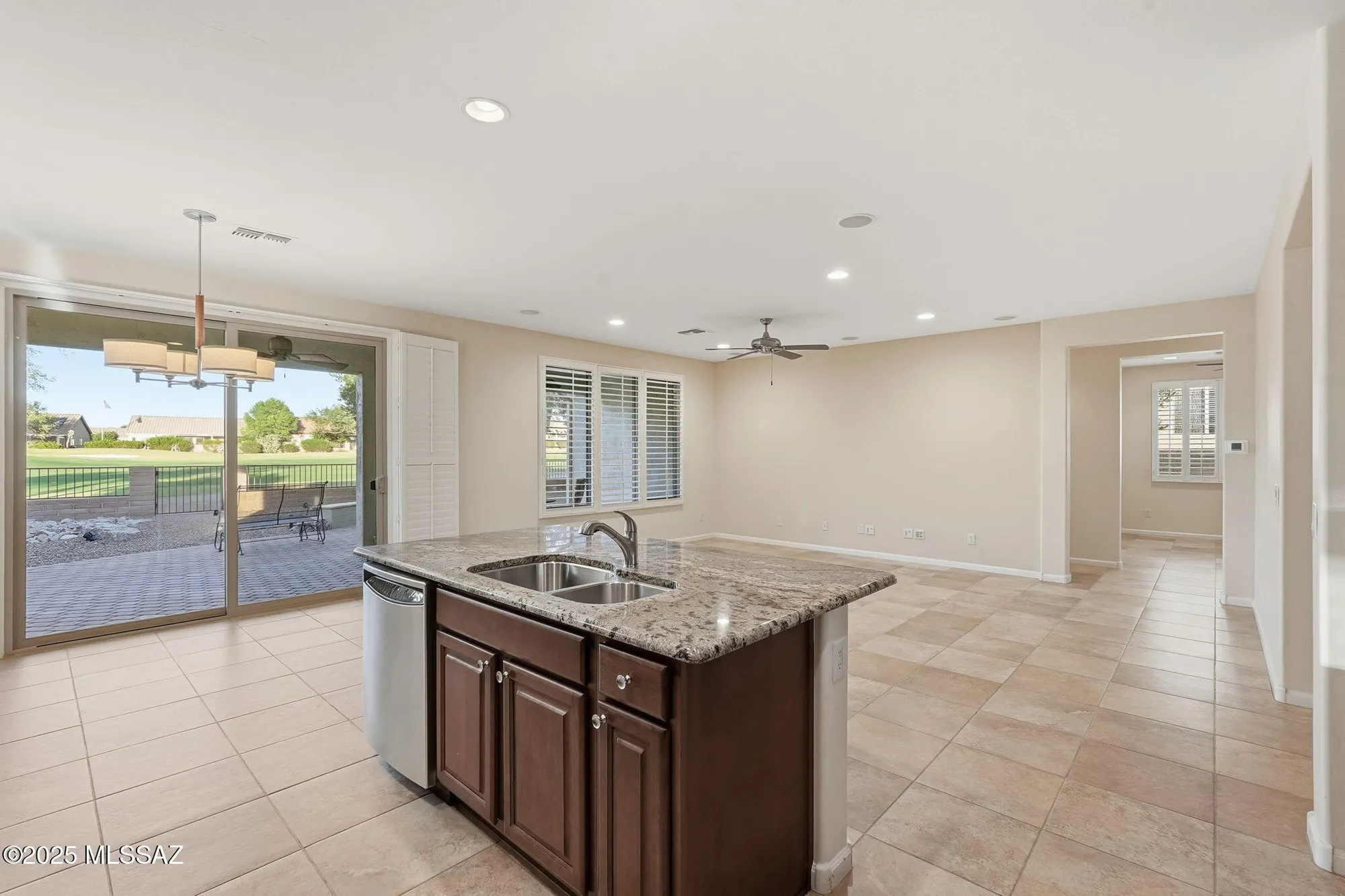Property Slideshow image 14 of 47 | 1094 n night heron dr, Green Valley, AZ, 85614