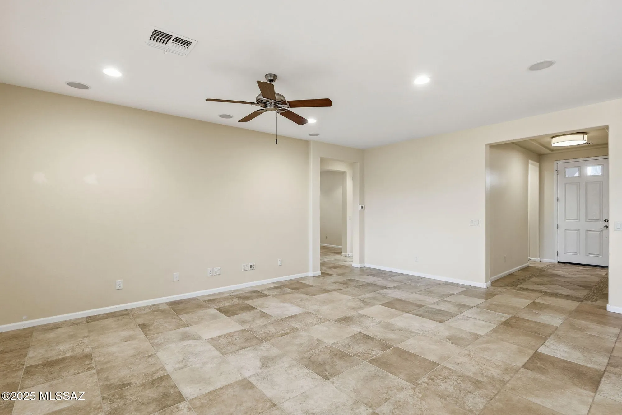 Property Slideshow image 21 of 47 | 1094 n night heron dr, Green Valley, AZ, 85614