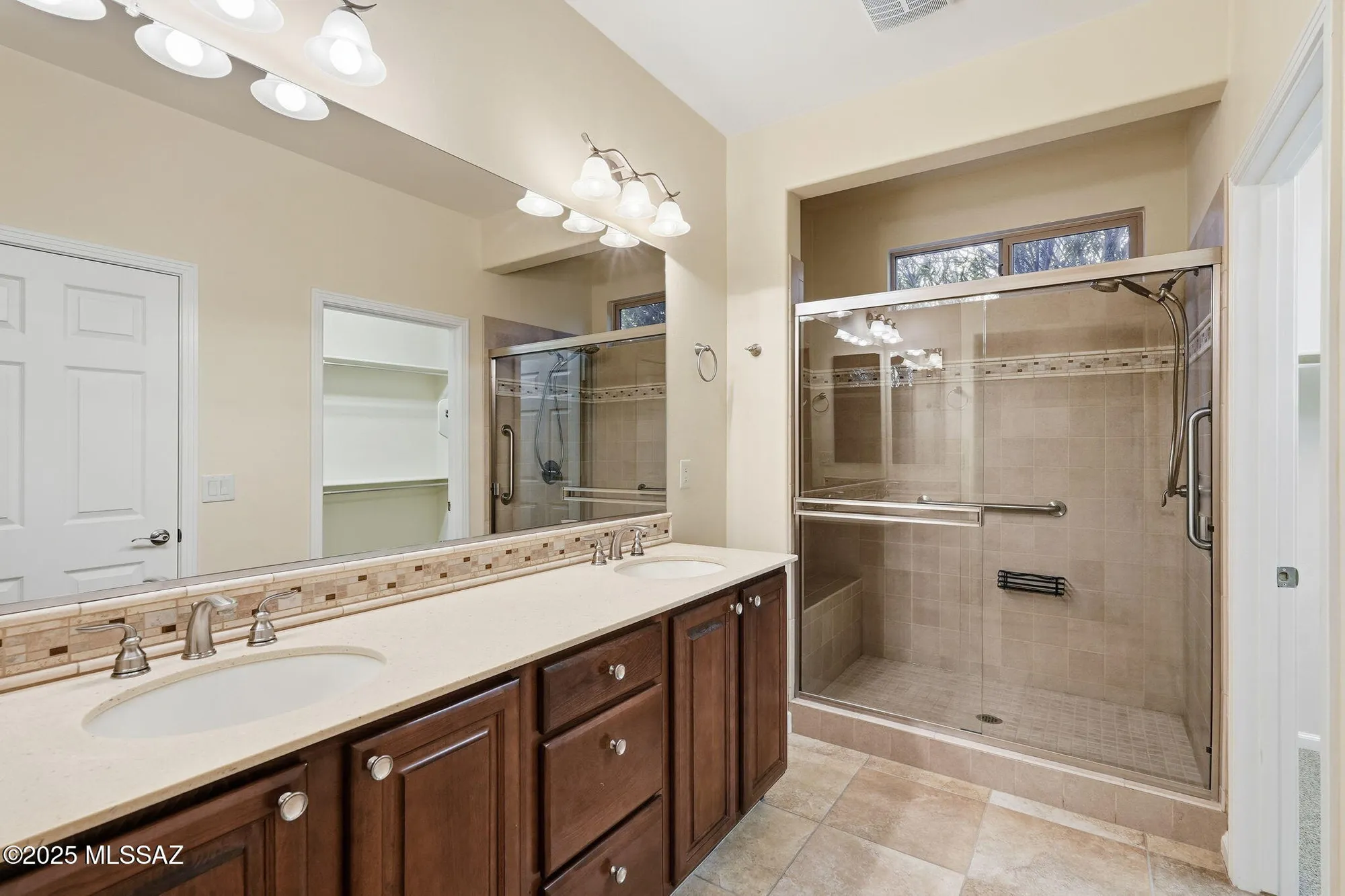 Property Slideshow image 24 of 47 | 1094 n night heron dr, Green Valley, AZ, 85614