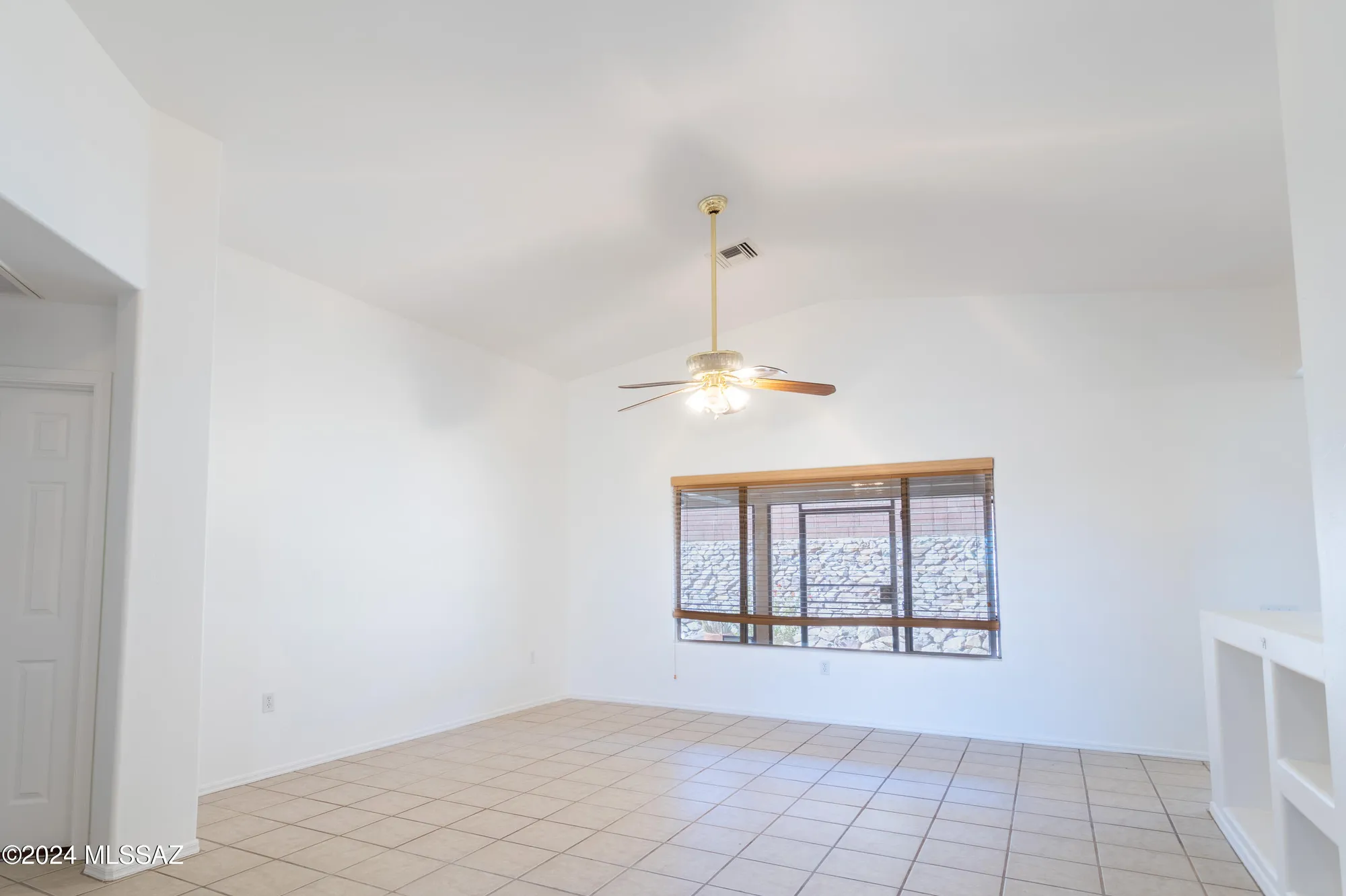 Property Slideshow image 26 of 50 | 287 n via la castellana, Green Valley, AZ, 85614