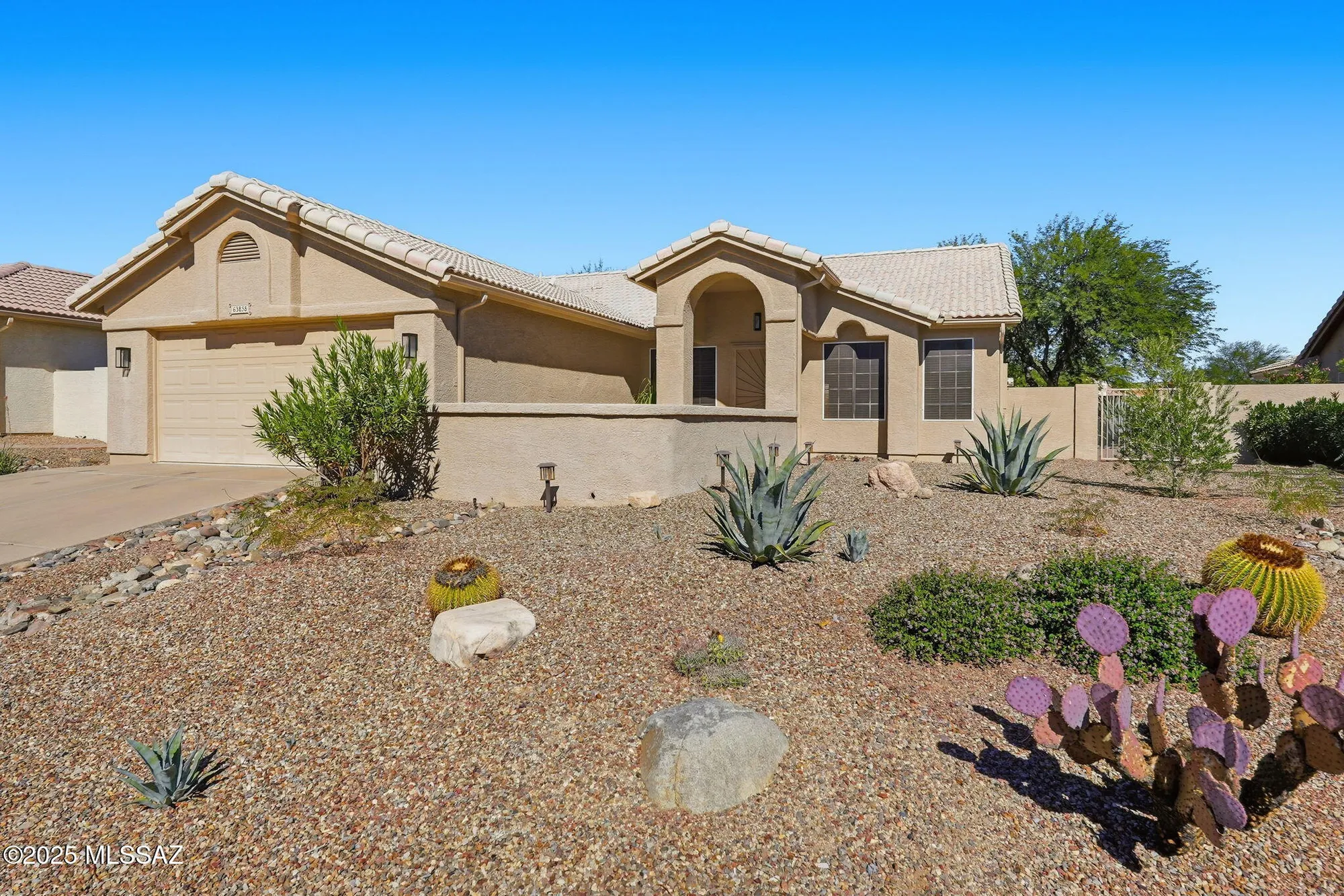 Property Slideshow image 1 of 36 | 63858 e poco ln, Tucson, AZ, 85739