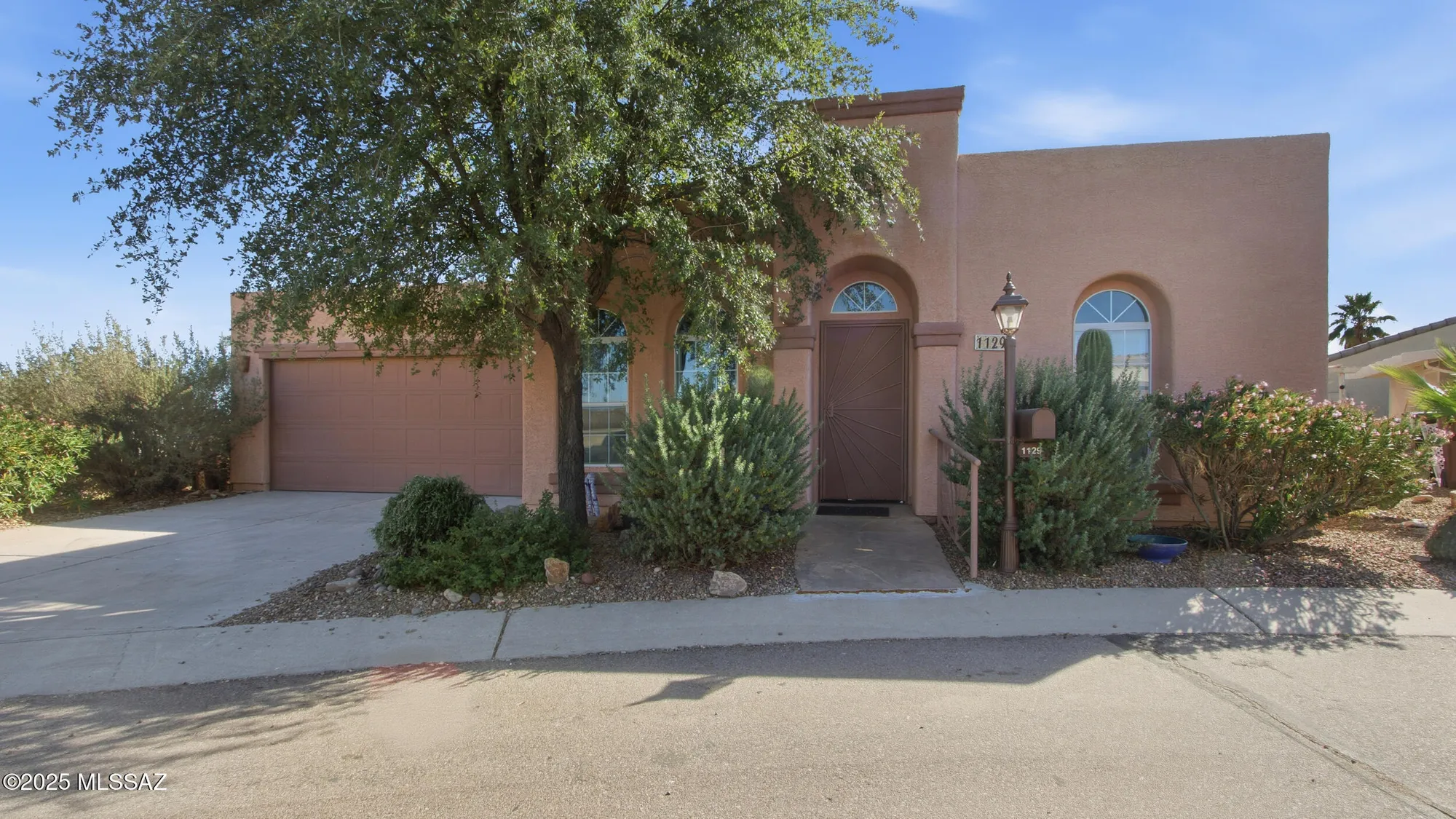 Property Slideshow image 2 of 28 | 1129 w calle querida, Sahuarita, AZ, 85629
