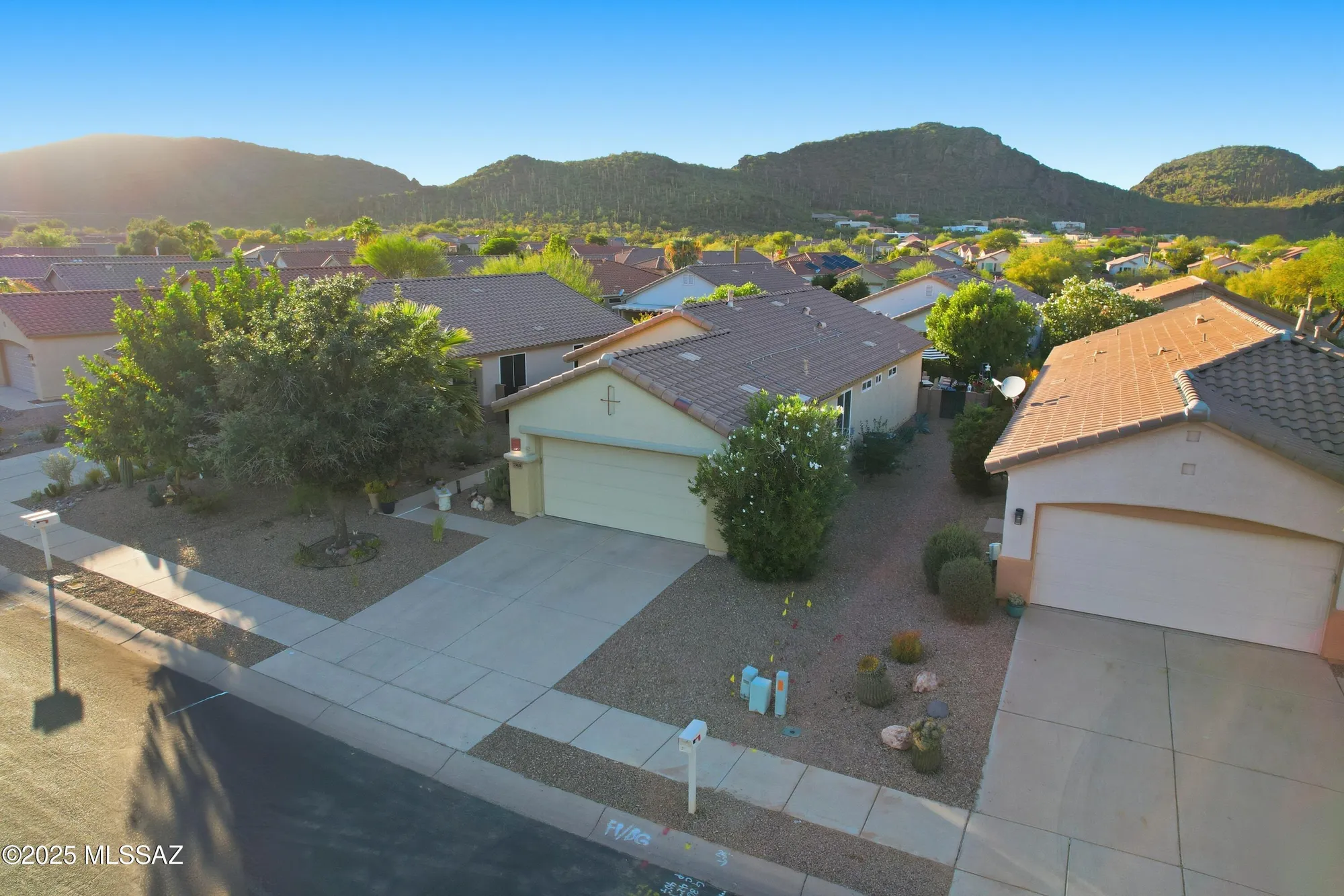 Property Slideshow image 6 of 42 | 7968 w cottonwood wash way, Tucson, AZ, 85743