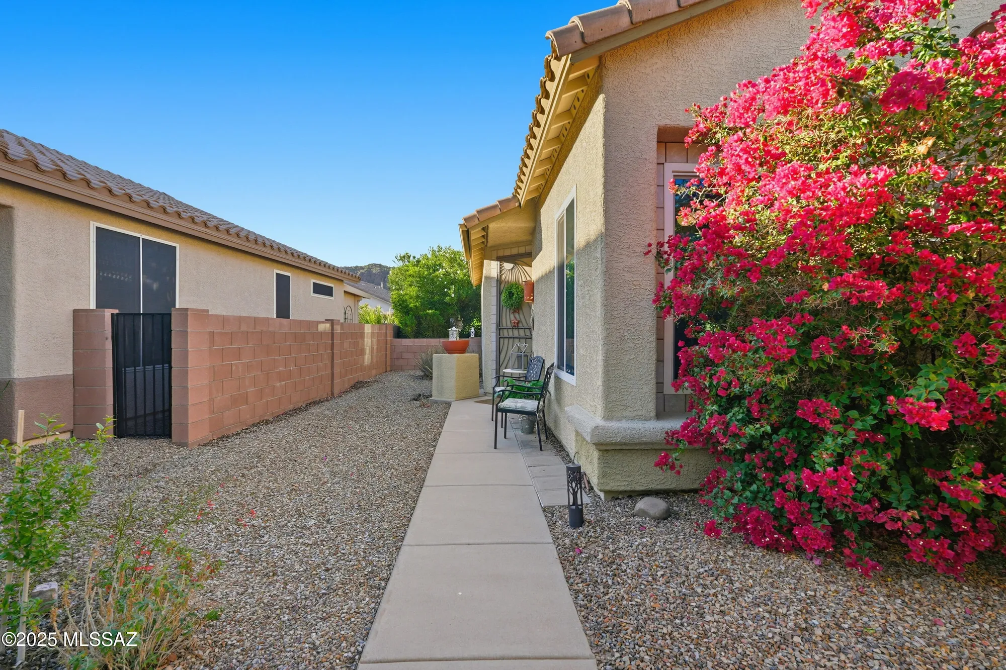 Property Slideshow image 10 of 42 | 7968 w cottonwood wash way, Tucson, AZ, 85743