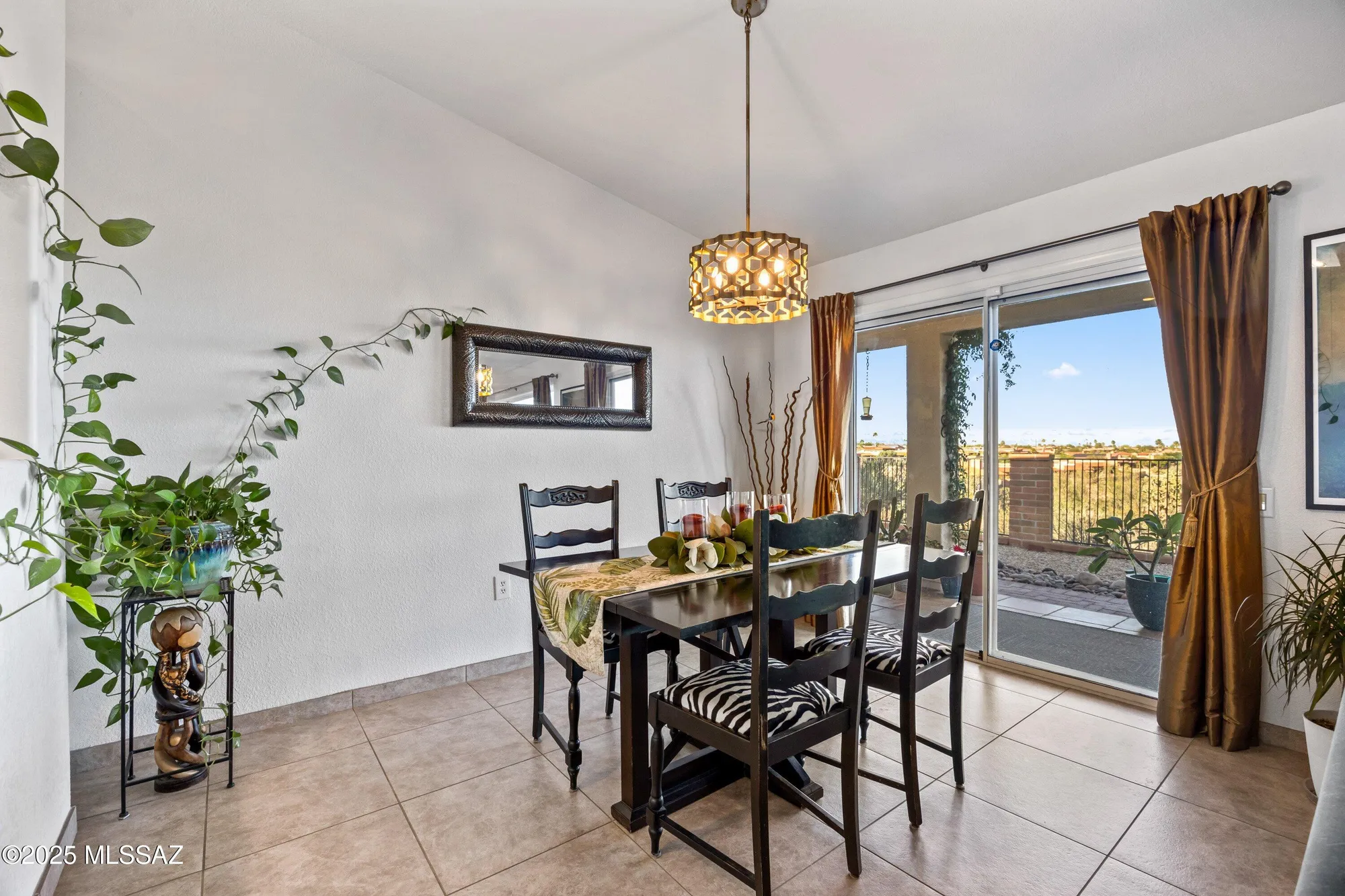 Property Slideshow image 7 of 33 | 1858 w placita de agosto, Green Valley, AZ, 85622