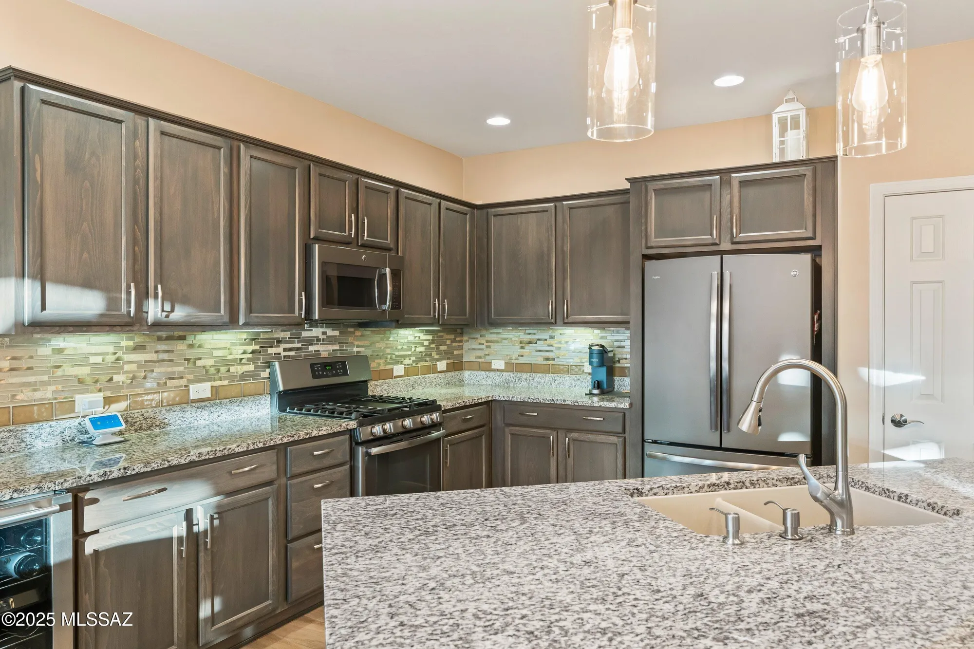 Property Slideshow image 14 of 50 | 31710 s summerwind dr, Oracle, AZ, 85623