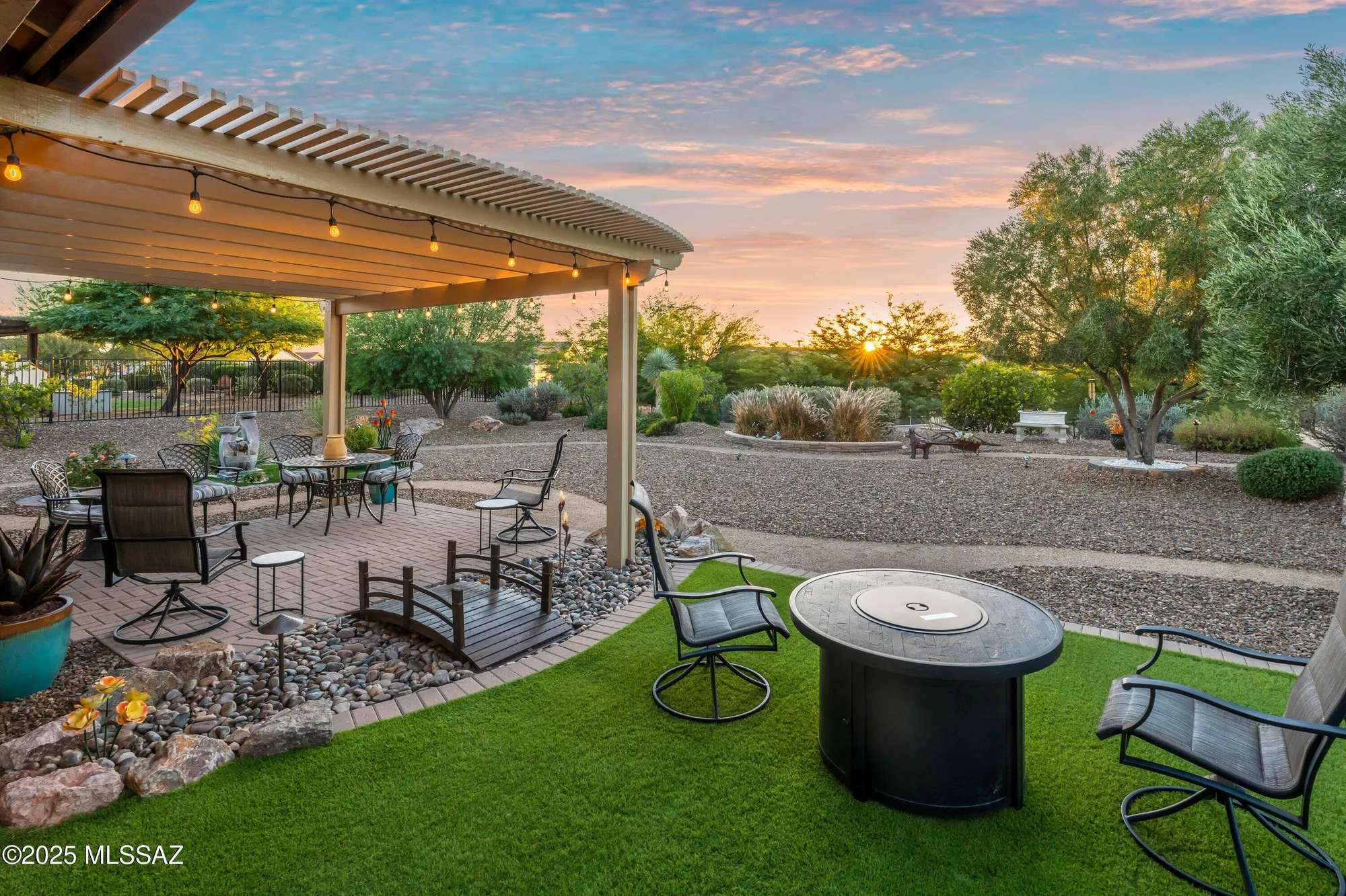 Property Slideshow image 3 of 50 | 31710 s summerwind dr, Oracle, AZ, 85623