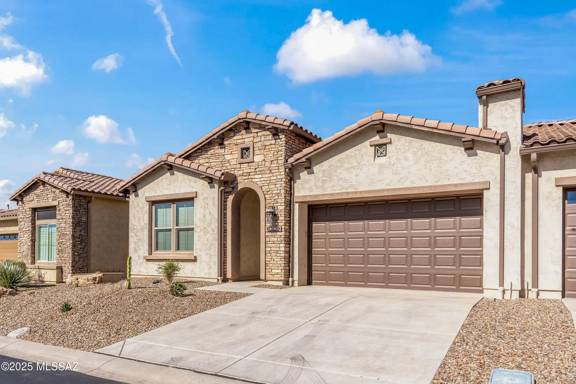 Property Slideshow image 1 of 45 | 62870 e thunder rock dr, Saddlebrooke, AZ, 85739