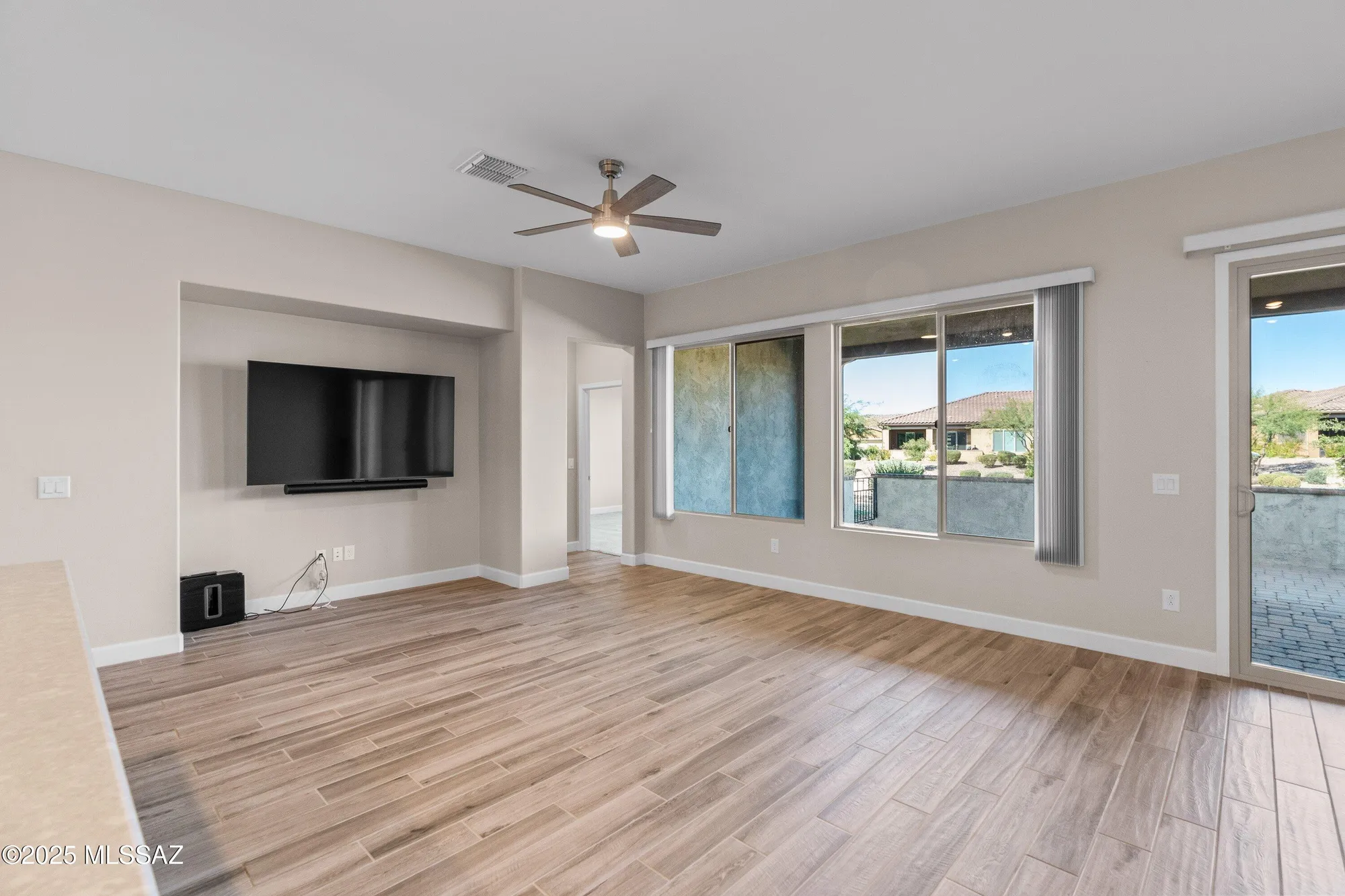 Property Slideshow image 9 of 45 | 62870 e thunder rock dr, Saddlebrooke, AZ, 85739