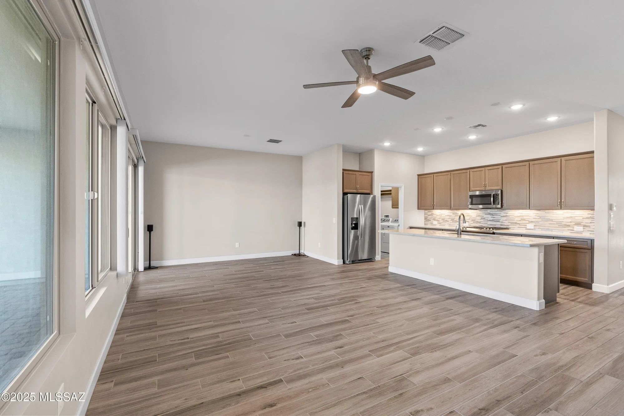 Property Slideshow image 10 of 45 | 62870 e thunder rock dr, Saddlebrooke, AZ, 85739