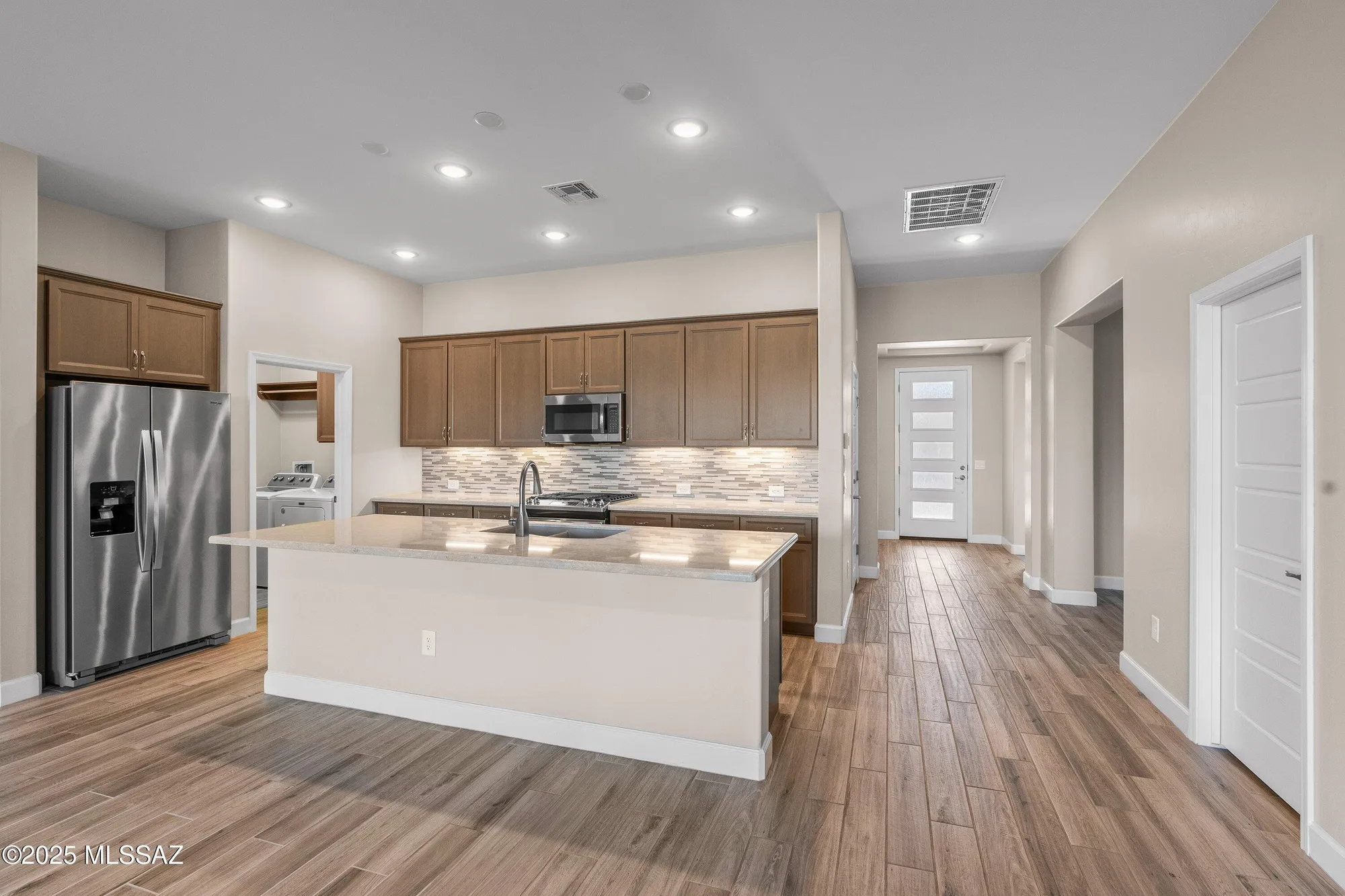 Property Slideshow image 15 of 45 | 62870 e thunder rock dr, Saddlebrooke, AZ, 85739