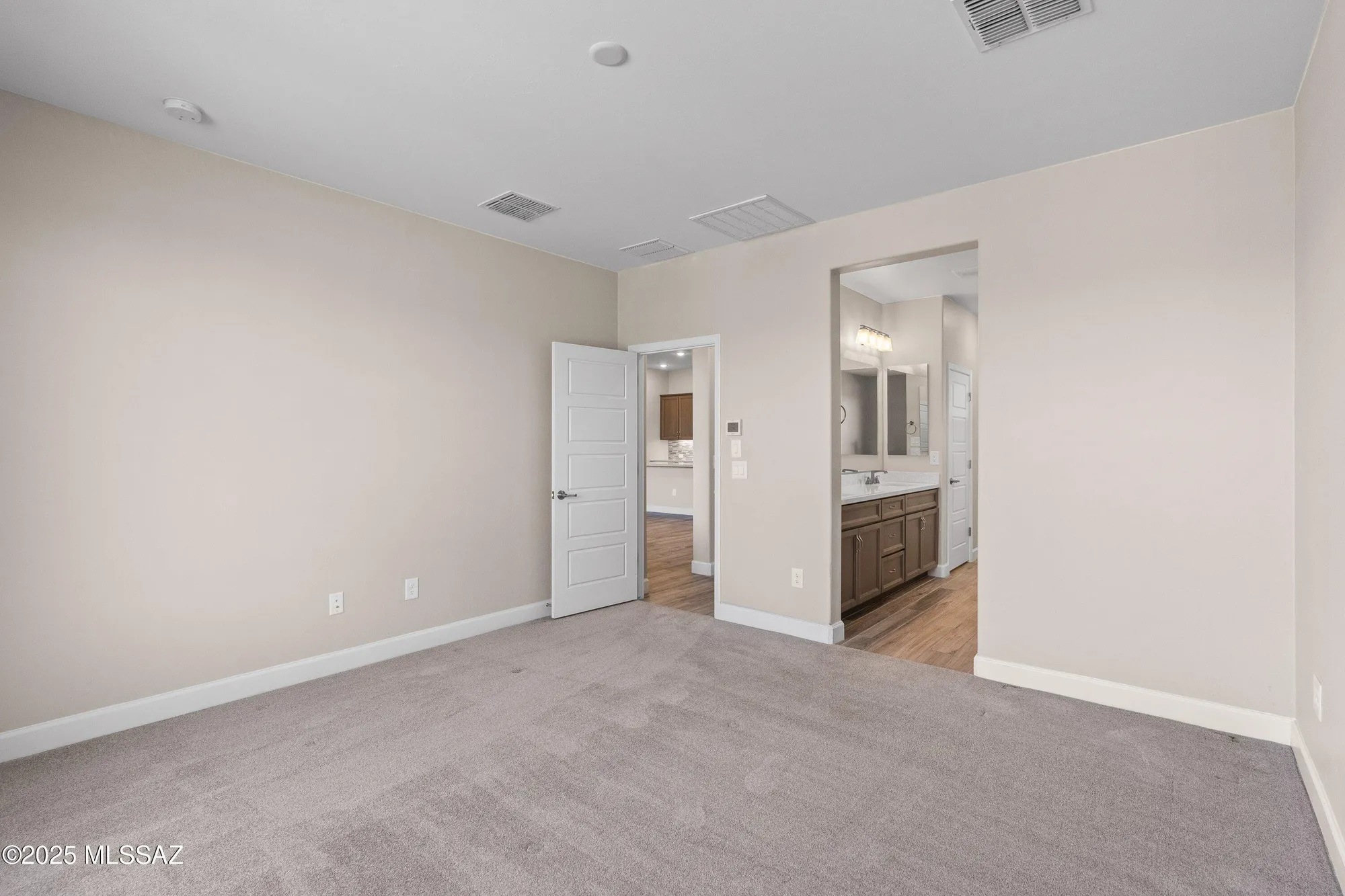 Property Slideshow image 26 of 45 | 62870 e thunder rock dr, Saddlebrooke, AZ, 85739