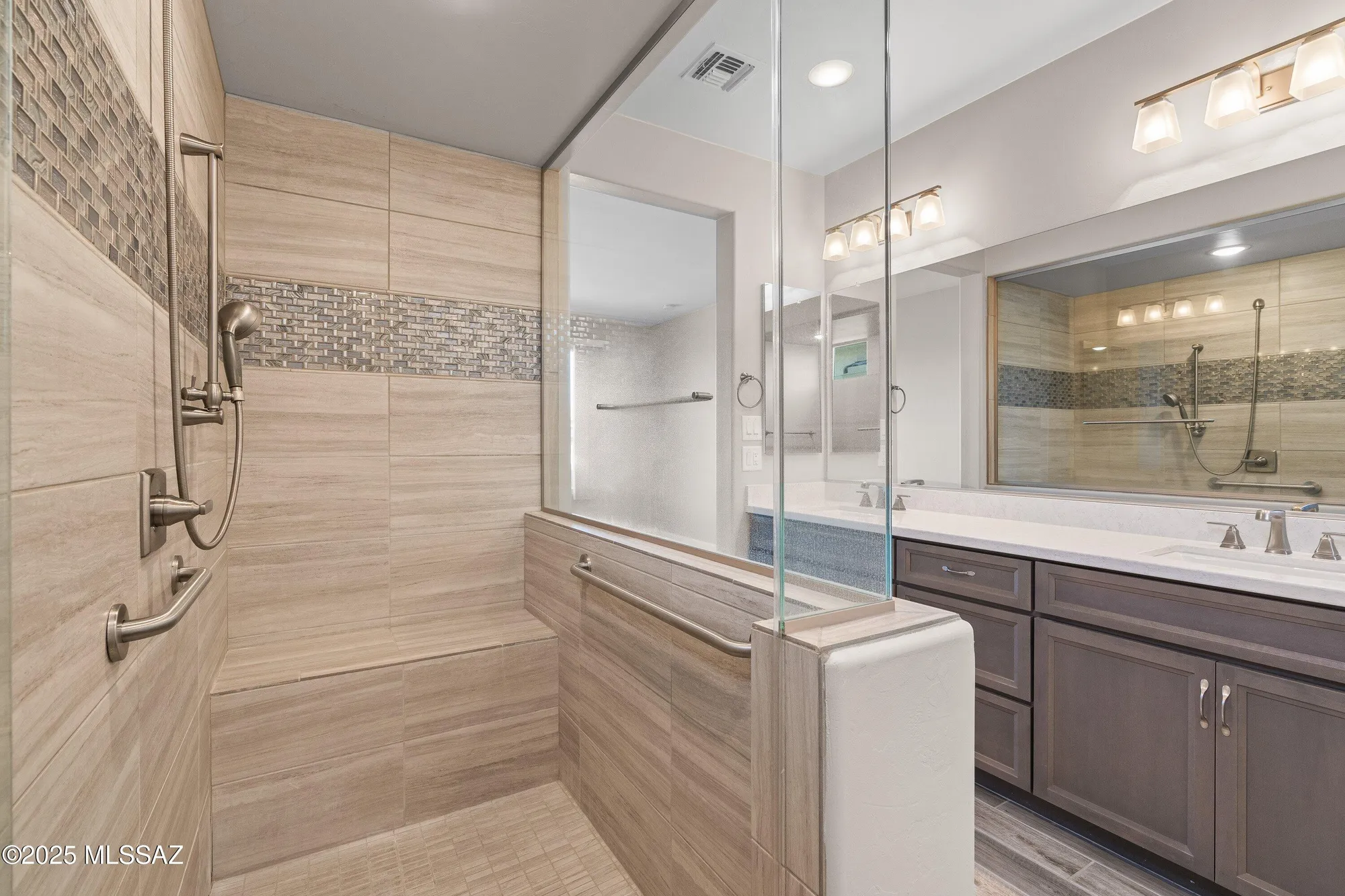 Property Slideshow image 28 of 45 | 62870 e thunder rock dr, Saddlebrooke, AZ, 85739