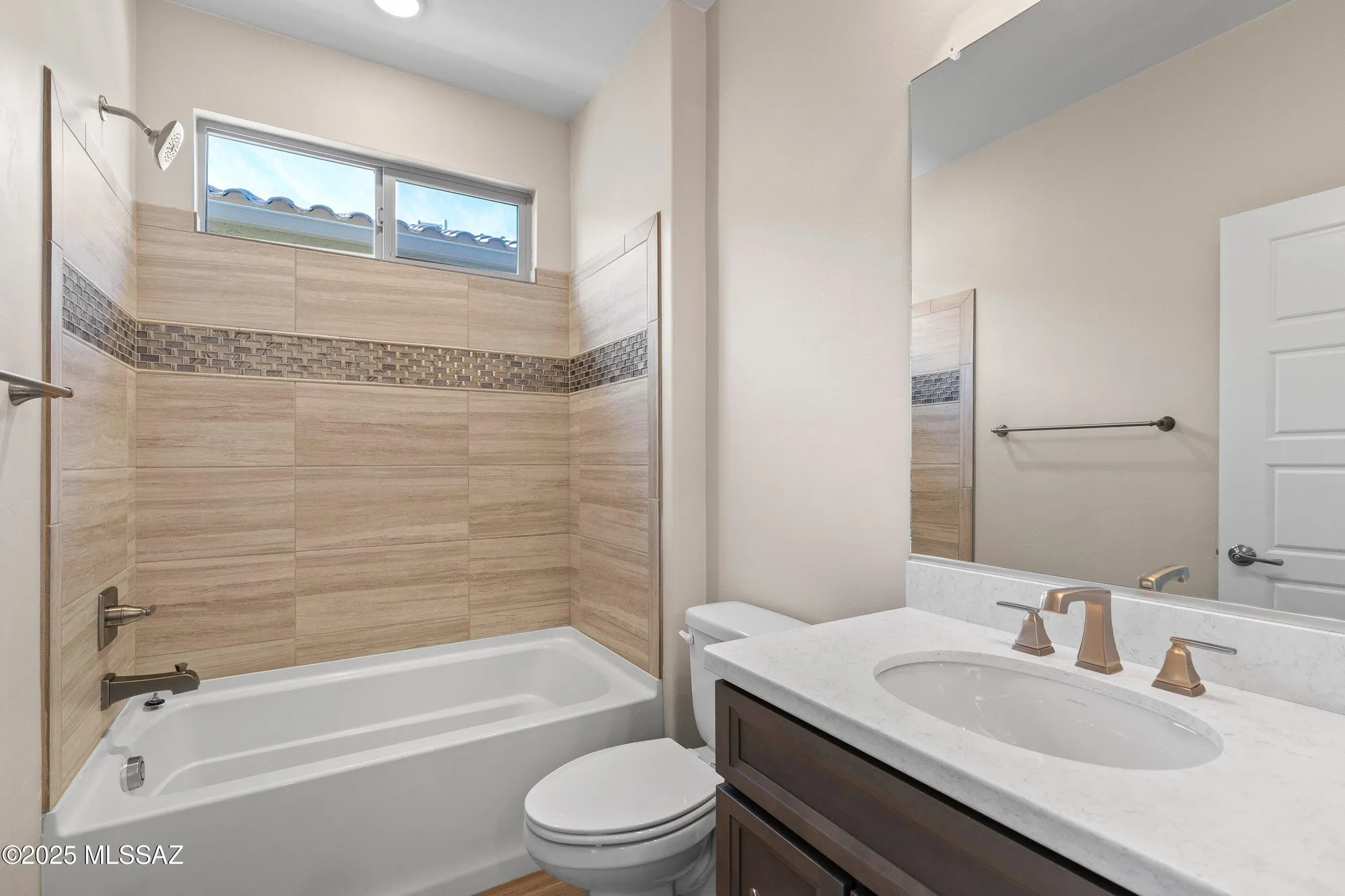 Property Slideshow image 33 of 45 | 62870 e thunder rock dr, Saddlebrooke, AZ, 85739