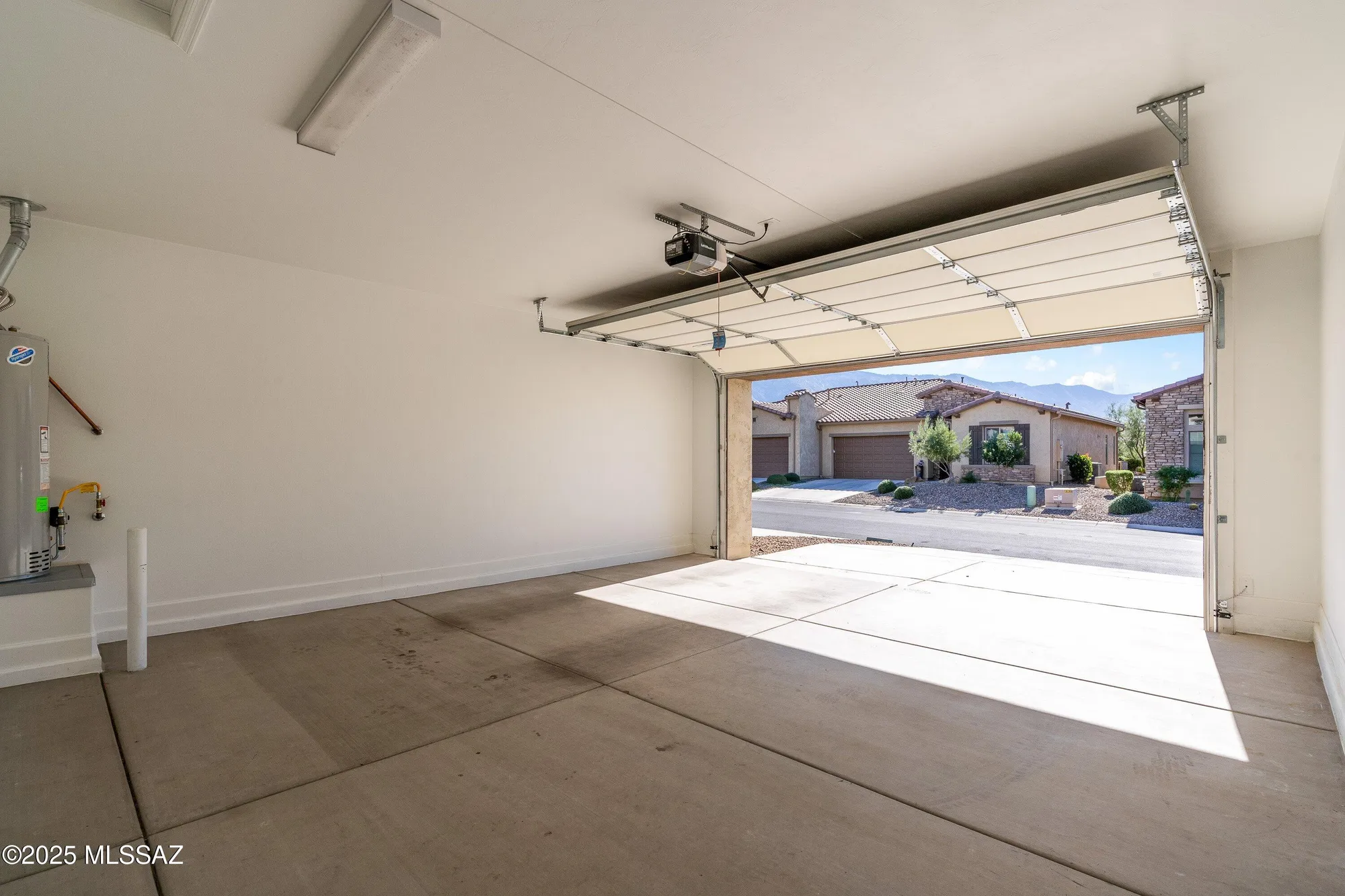 Property Slideshow image 36 of 45 | 62870 e thunder rock dr, Saddlebrooke, AZ, 85739